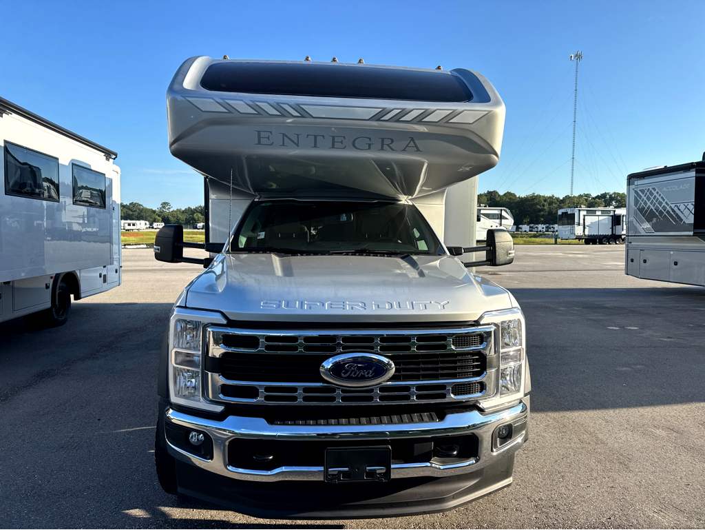 2027 ENTEGRA COACH ESTEEM XL 32U - Image 2
