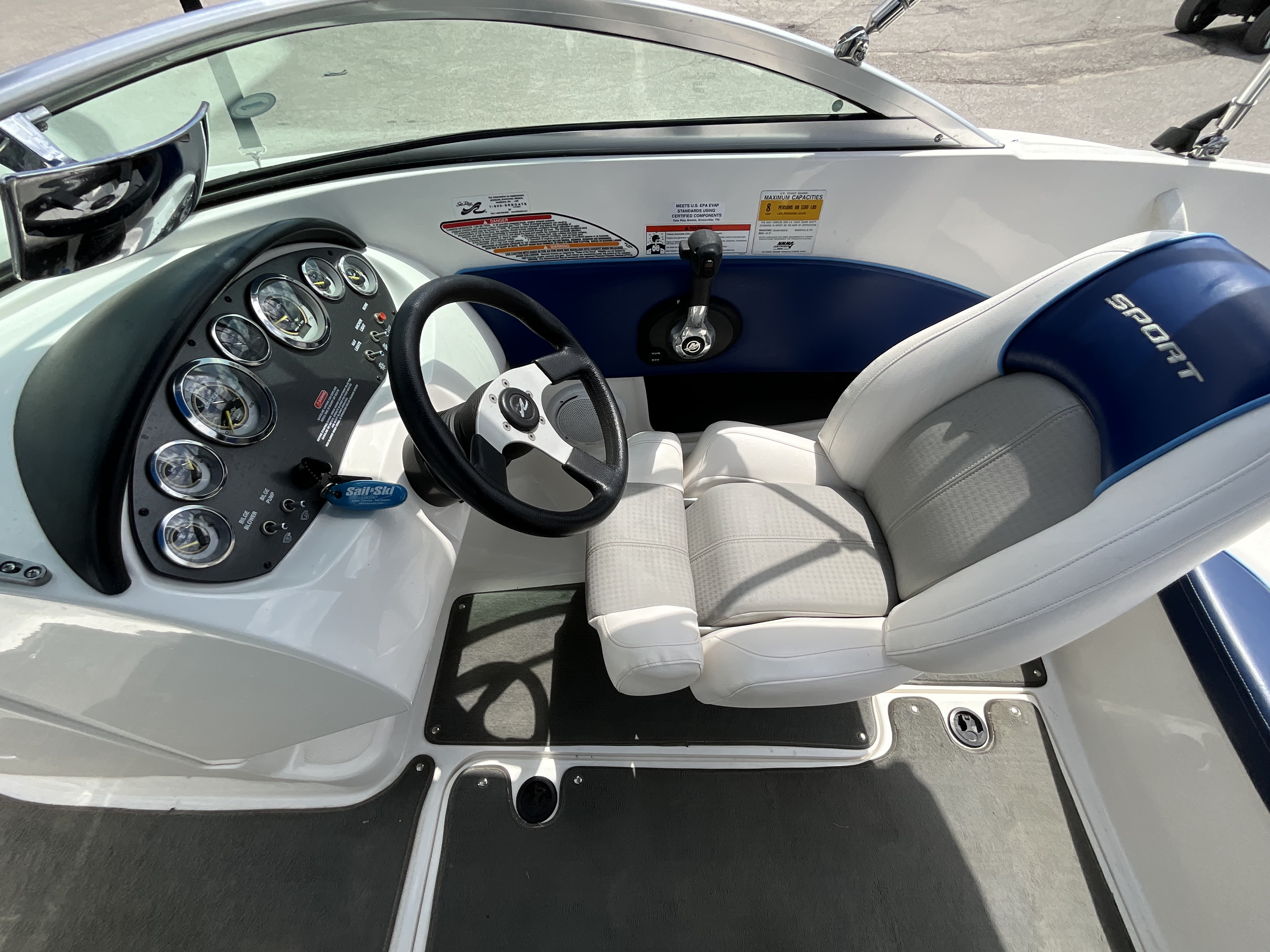 2011 SEA RAY BOATS 185 Sport 185 SPORT - Image 7
