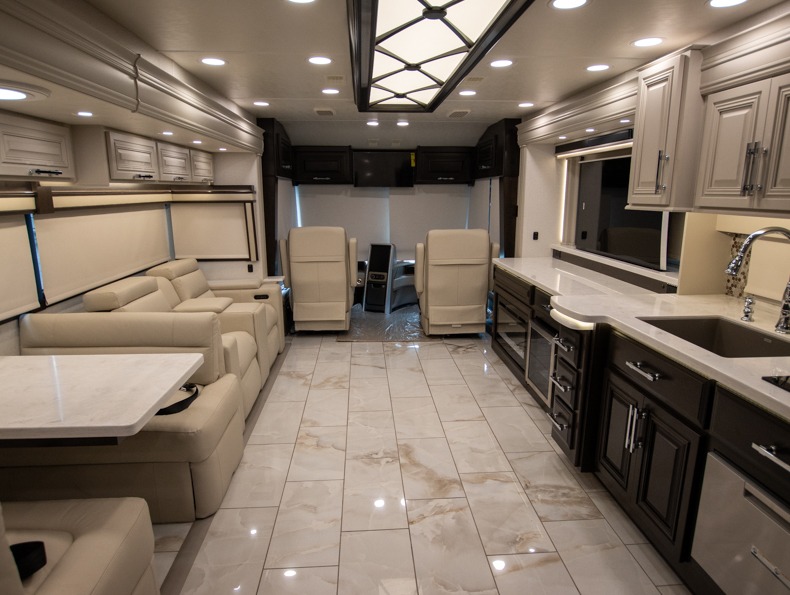 2026 Entegra Coach Anthem 44V - Image 31