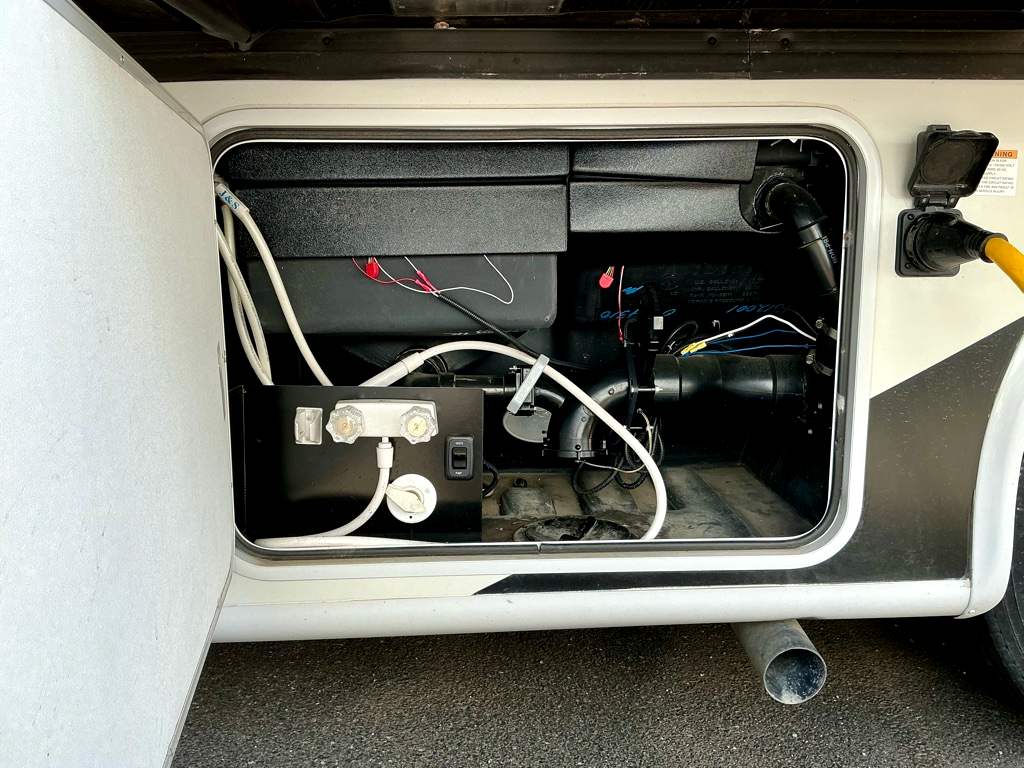 2023 THOR MOTOR COACH 34J - Image 5