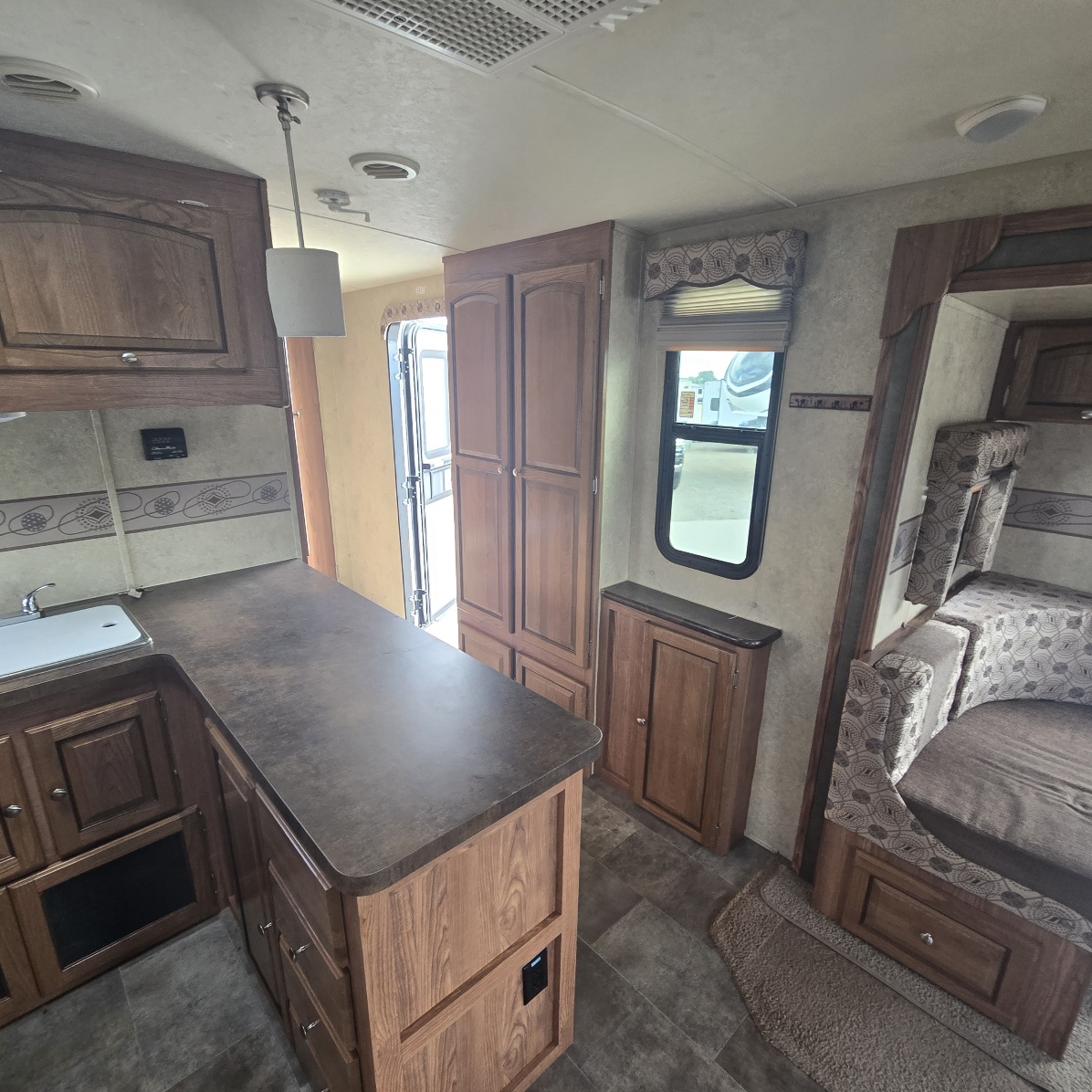 2014 Forest River Flagstaff Super Lite 27RLWS - Image 18