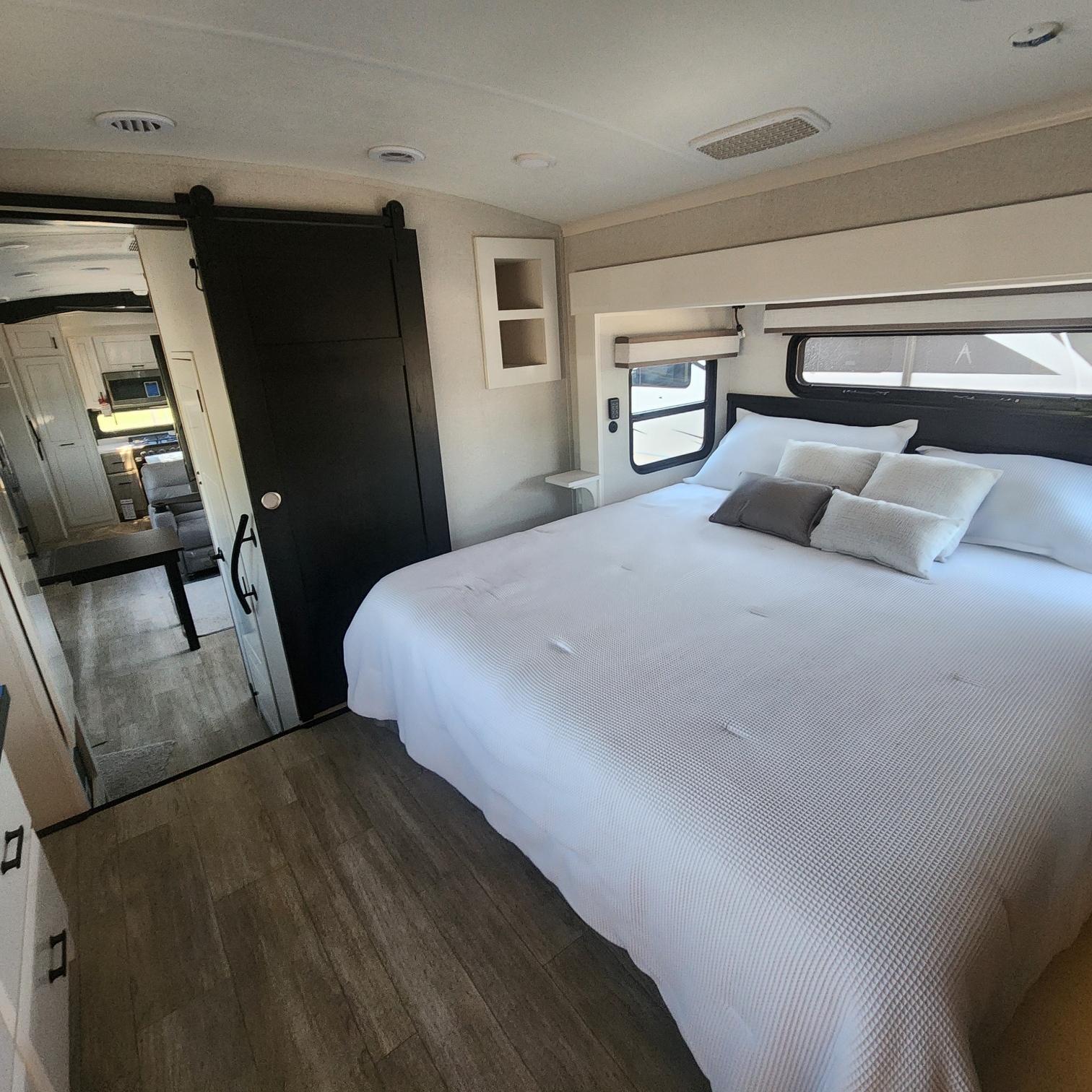 2026 JAYCO PINNACLE 38FBRK - Image 45