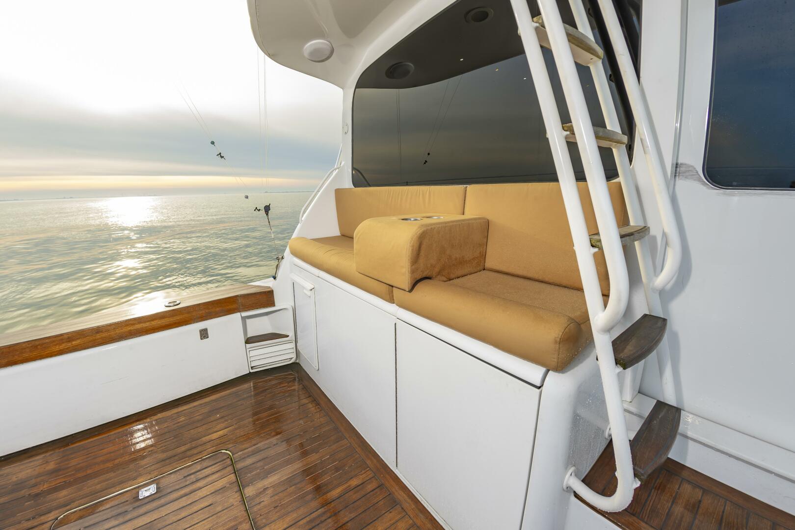 2001 Ocean Yachts 52 SUPER SPORT - Image 15
