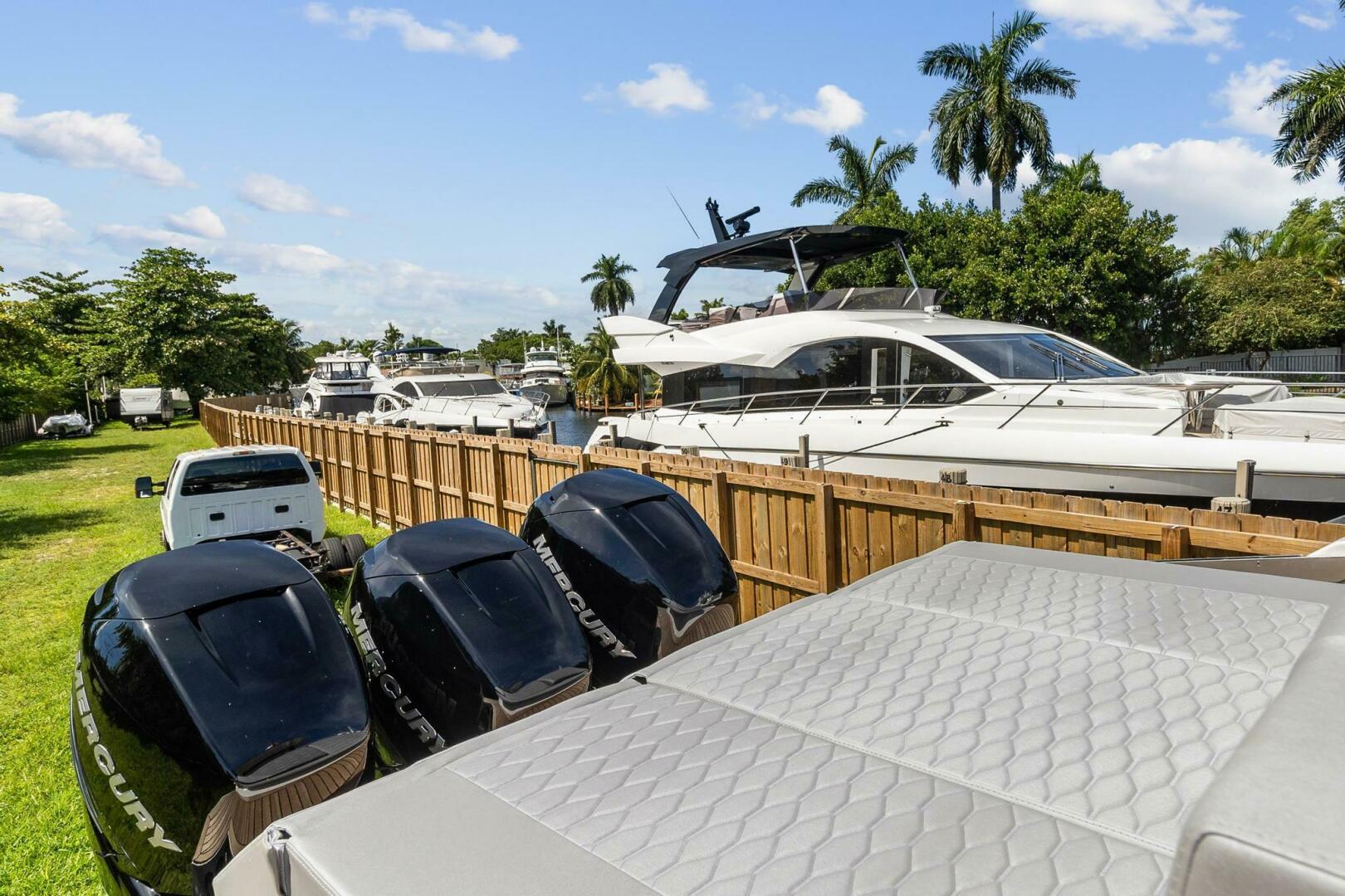 2023 Astondoa 377 Coupe Outboard - Image 22