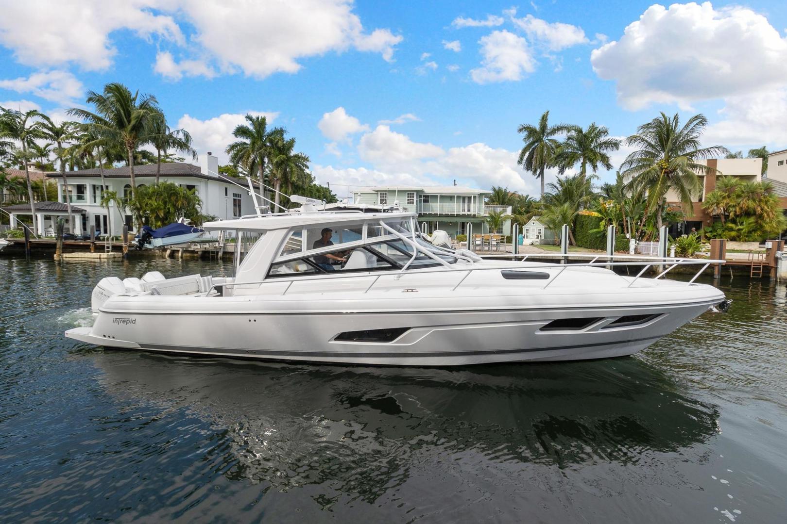 2021 Intrepid 438 Evolution - Image 1