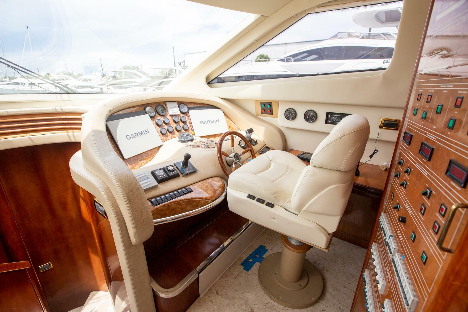 2003 Azimut 74 Solar - Image 7