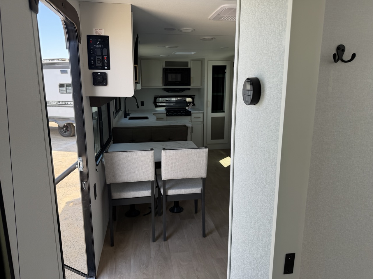 2026 Grand Design Transcend 285RKT - Image 20