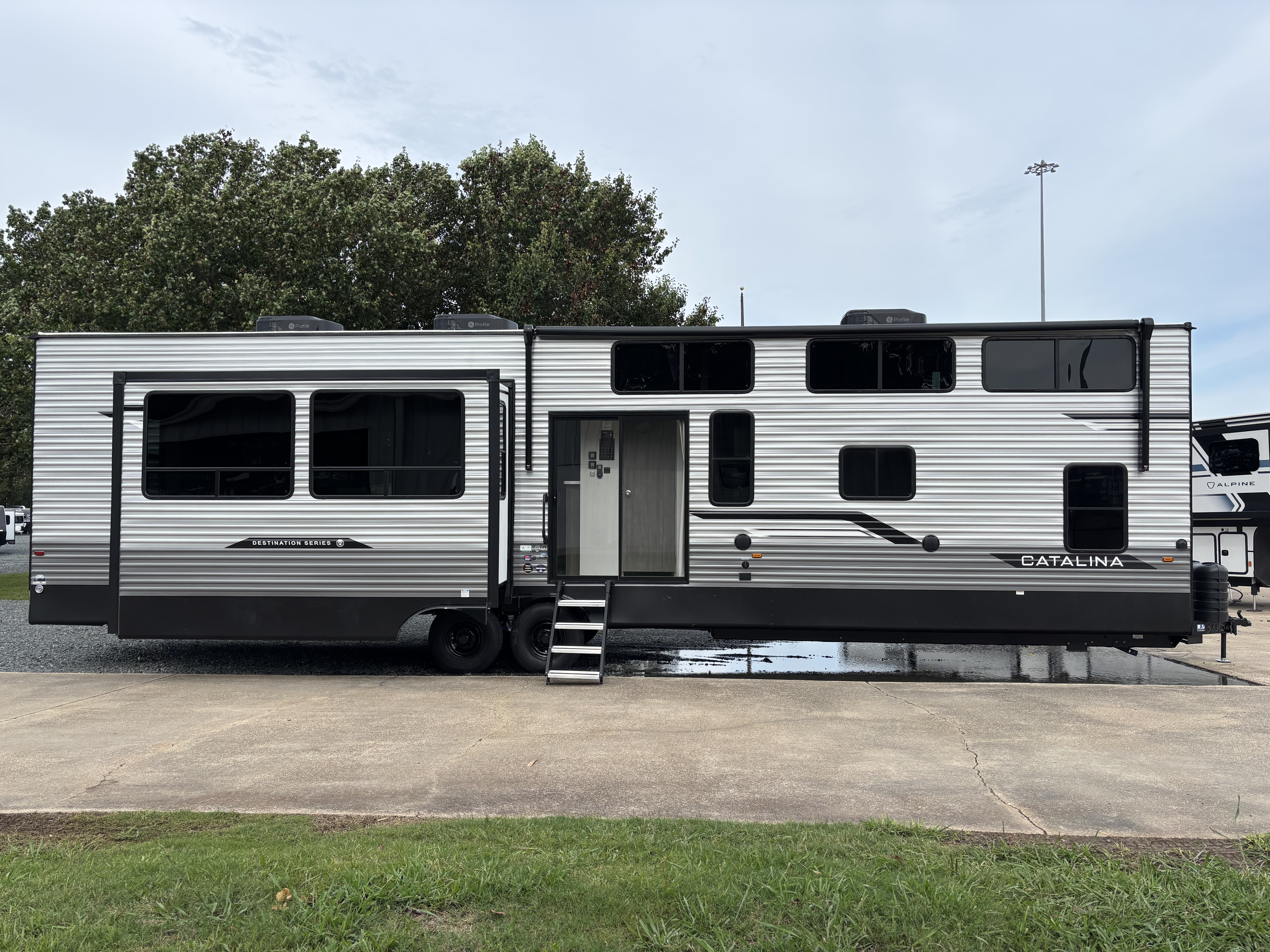 2026 Coachmen Catalina Destination Series 44CONDO - Image 2