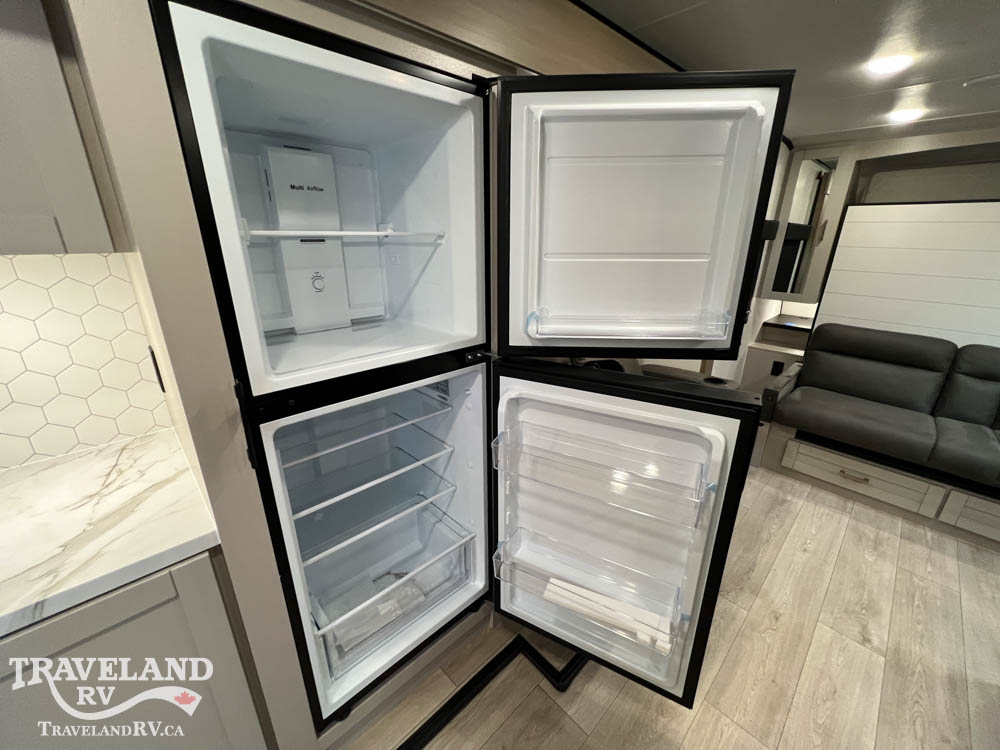 2027 Jayco Jay Feather 21MML - Image 22