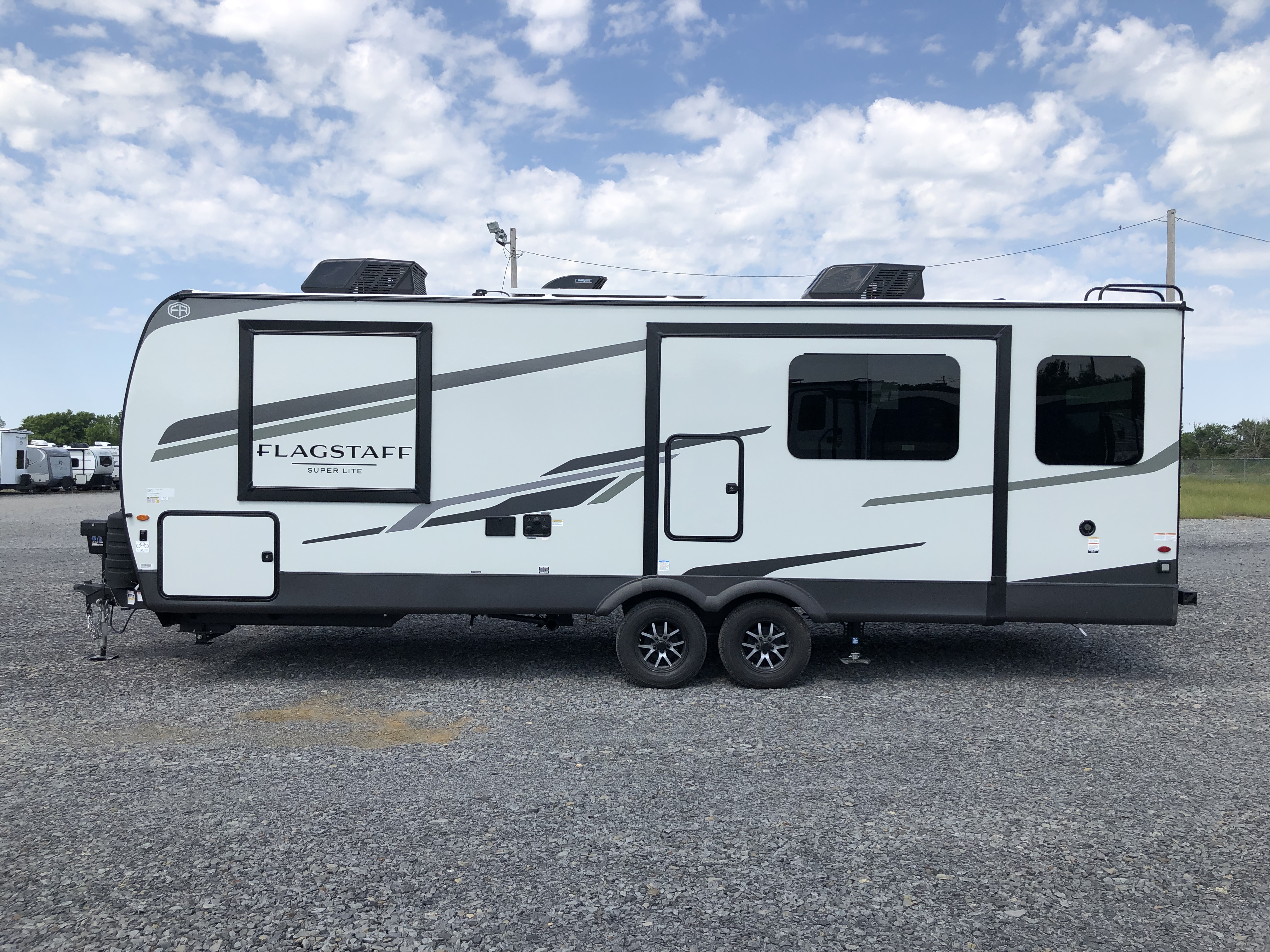 2026 Forest River Flagstaff Super Lite 26SRD - Image 4