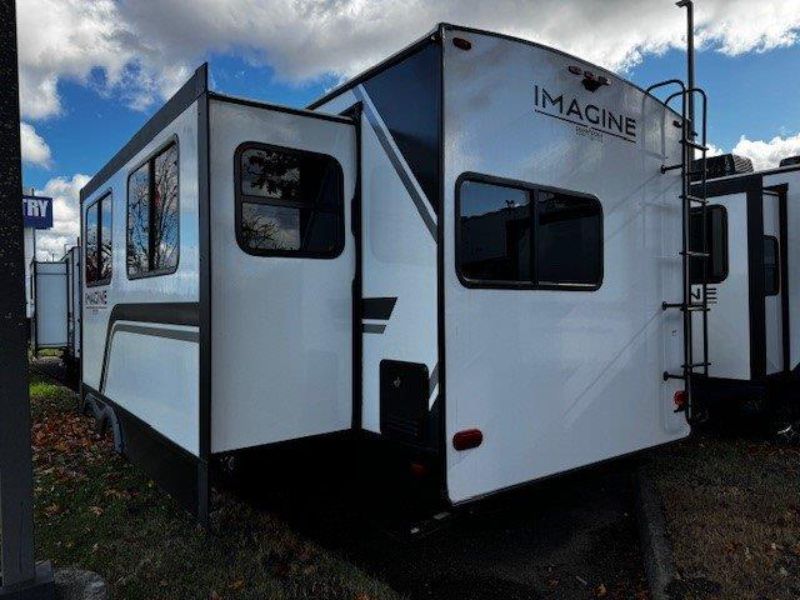 2026 Grand Design Imagine 2670MK - Image 3