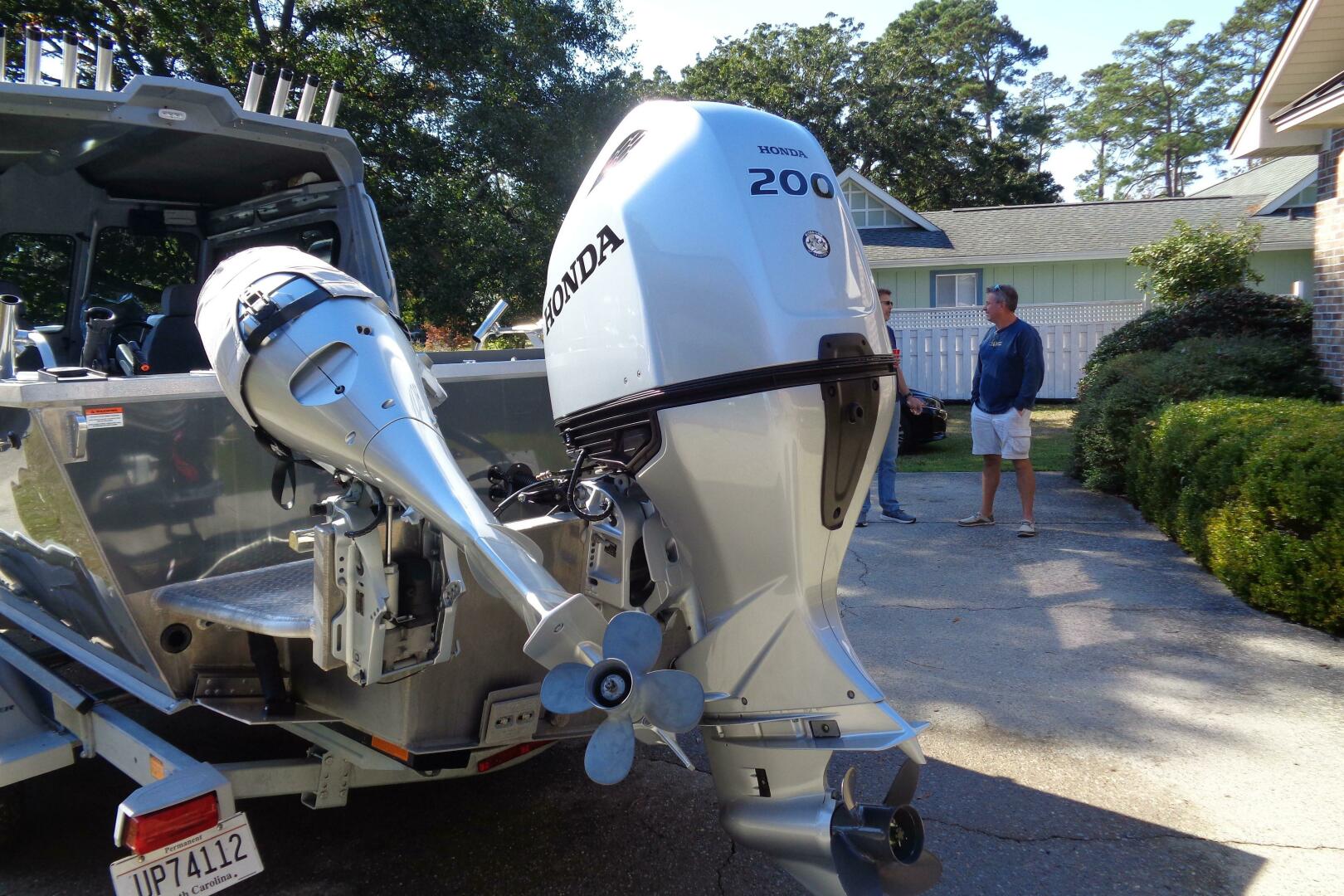 2022 Hewes 210 Sea Runner ET HT Base - Image 5
