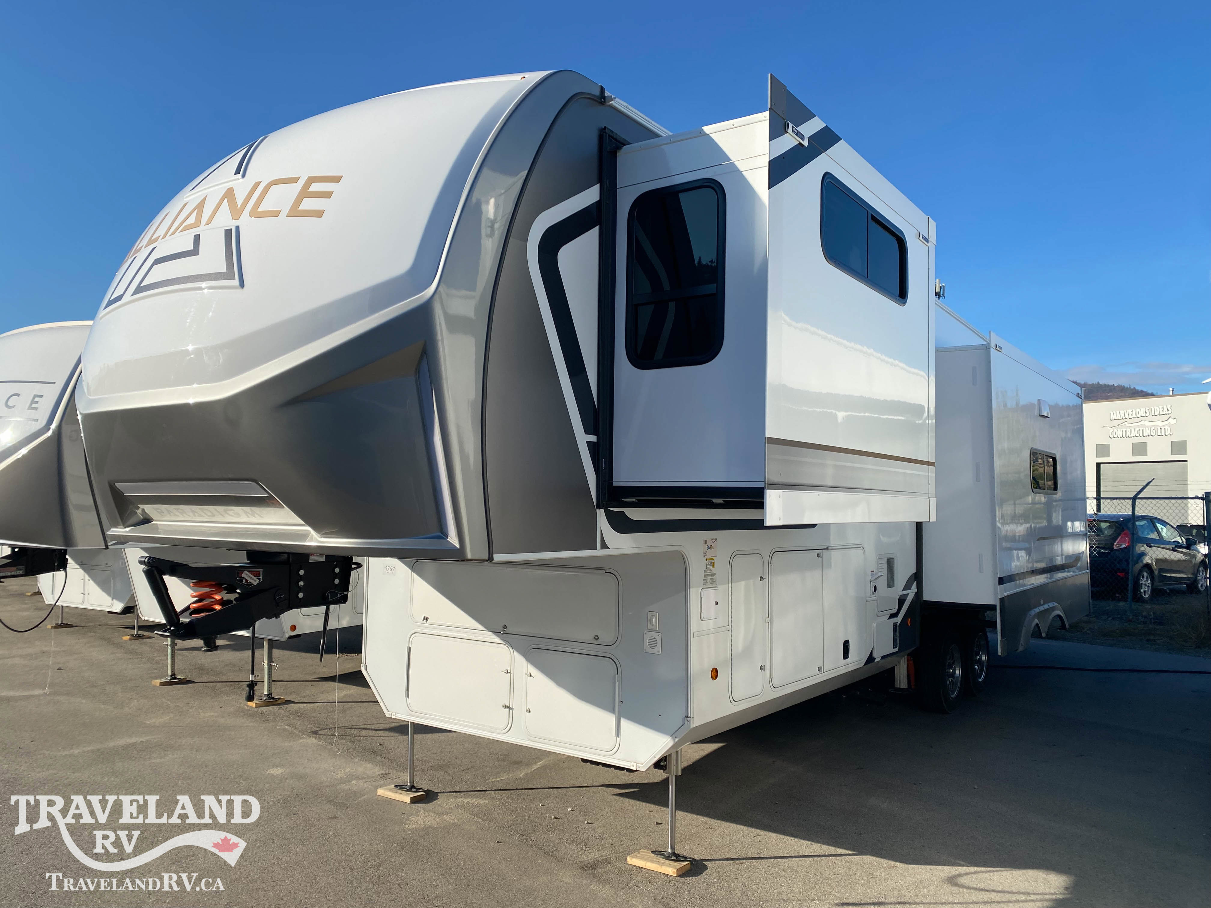2026 Alliance RV PARADIGM 310RL - Image 4