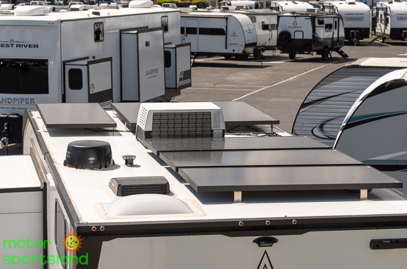2027 Ember Overland Series 221MSL - Image 21