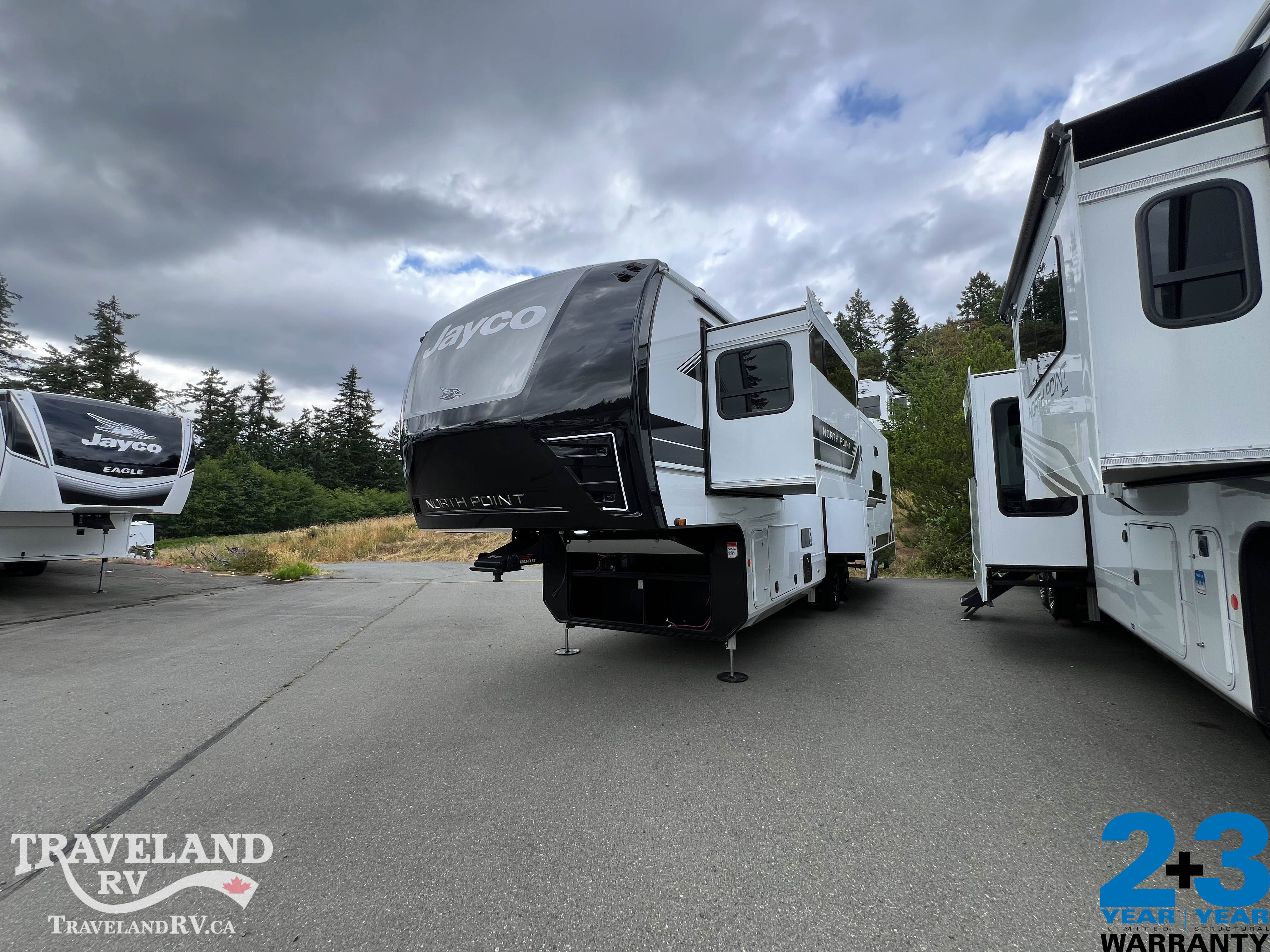 2027 Jayco North Point 310RLTS - Image 5