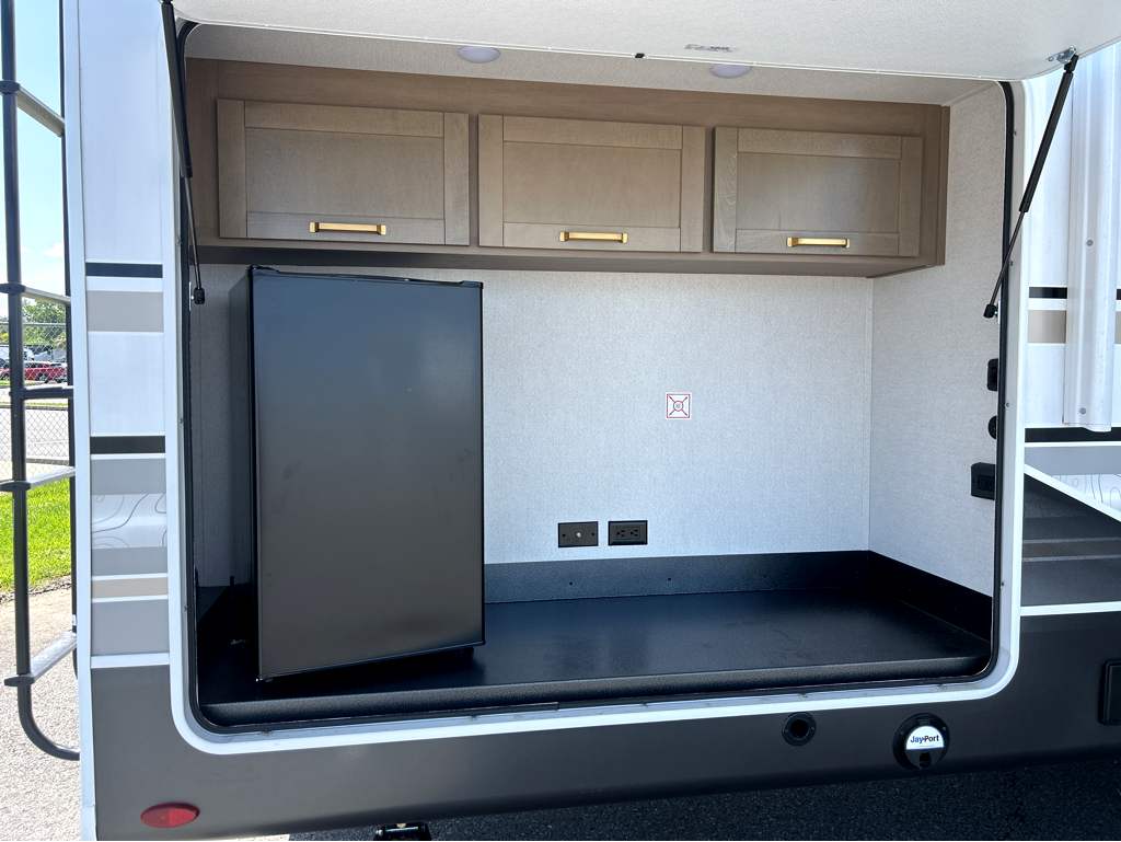 2027 JAYCO EAGLE 312BHOK - Image 5