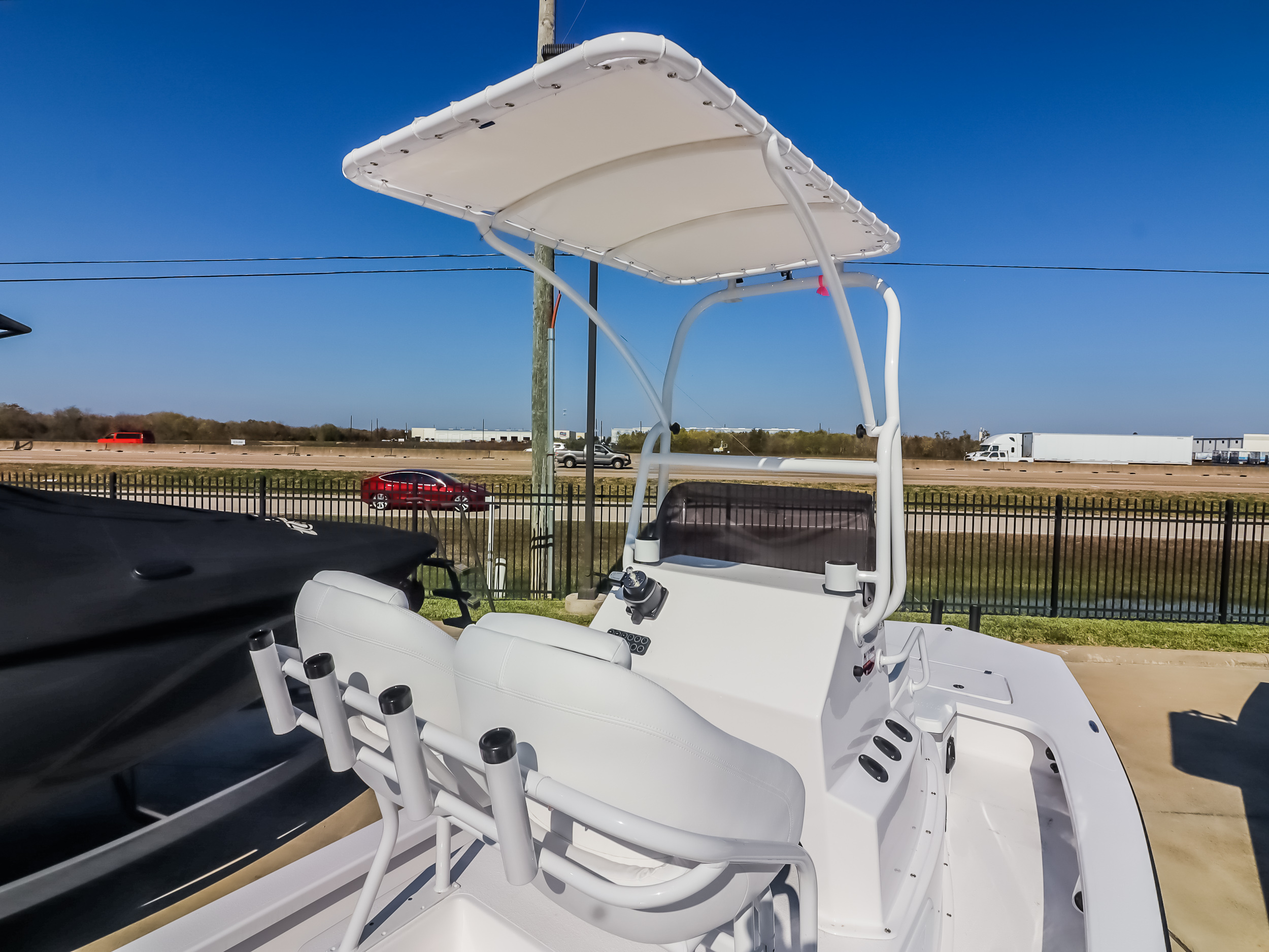 2026 Majek M2 Illusion - Image 12