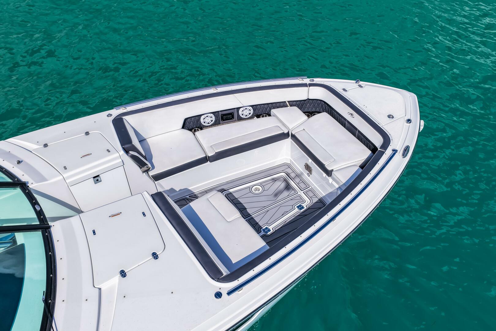 2023 Monterey 385SS - Image 44