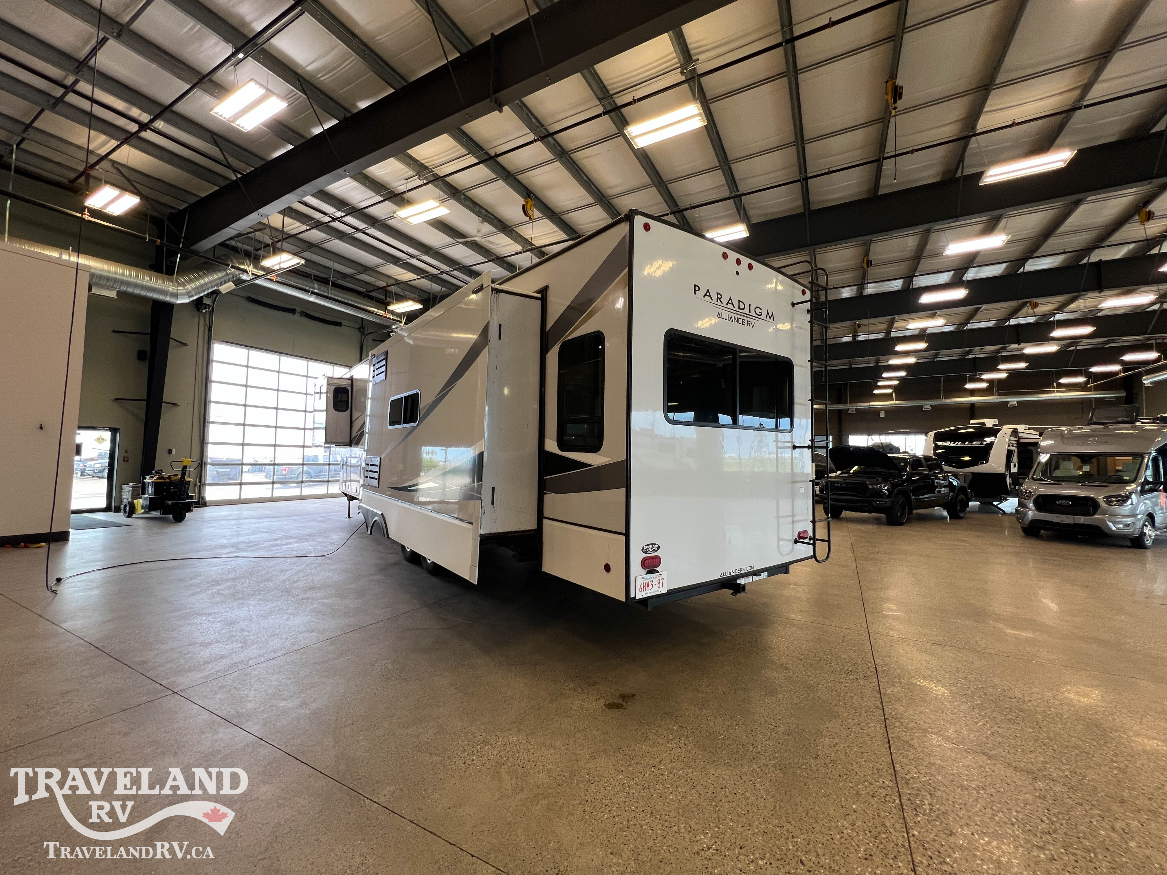 2022 Alliance RV Paradigm 390MP - Image 6