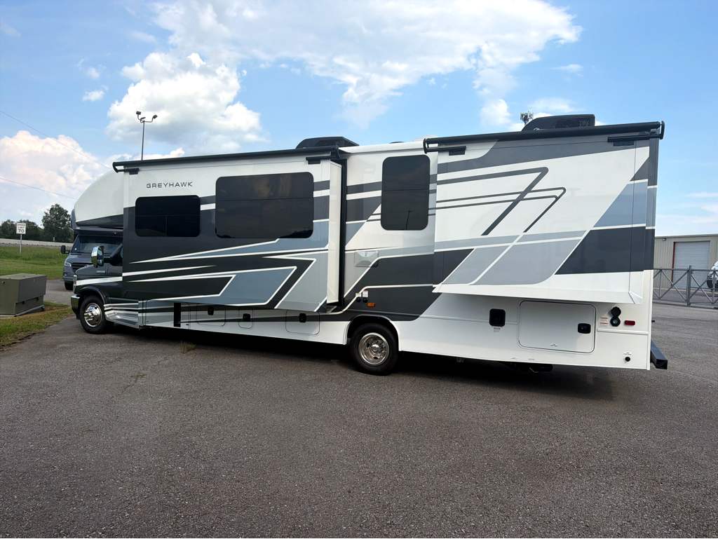 2027 JAYCO GREYHAWK 29MV - Image 6