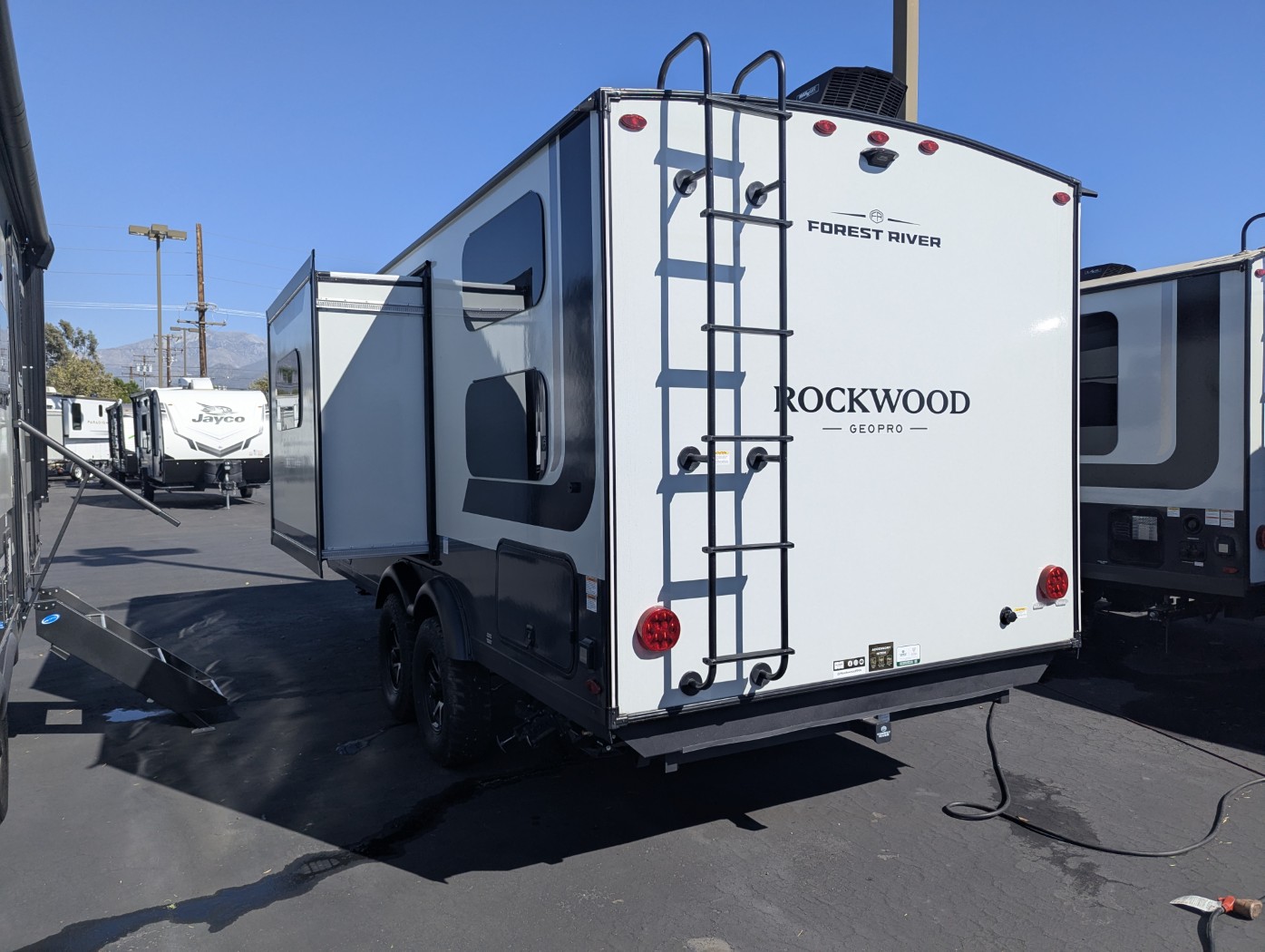 2027 Forest River Rockwood Geo Pro G20SBH - Image 4