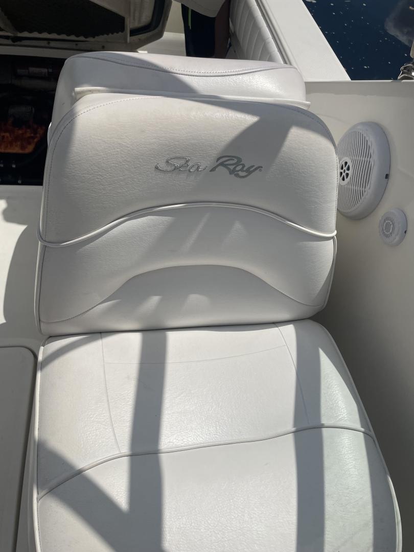 2006 Sea Ray Amberejack - Image 6