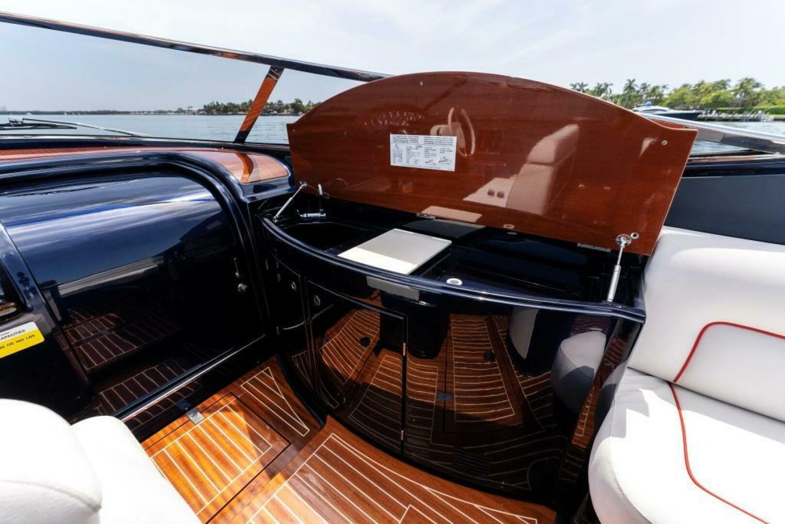 2020 Riva - Image 18
