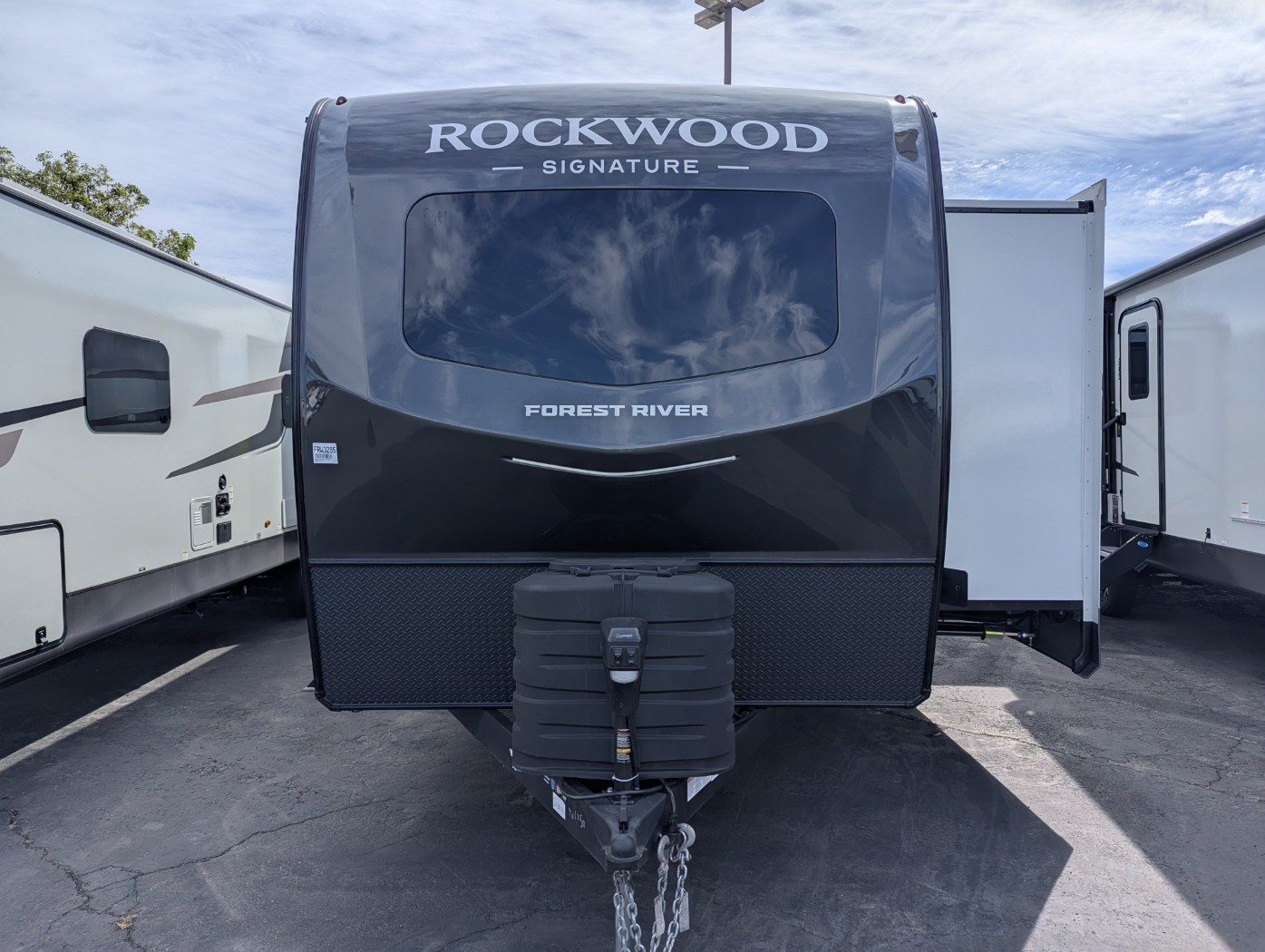 2026 Forest River Rockwood Signature 8263MBR - Image 2