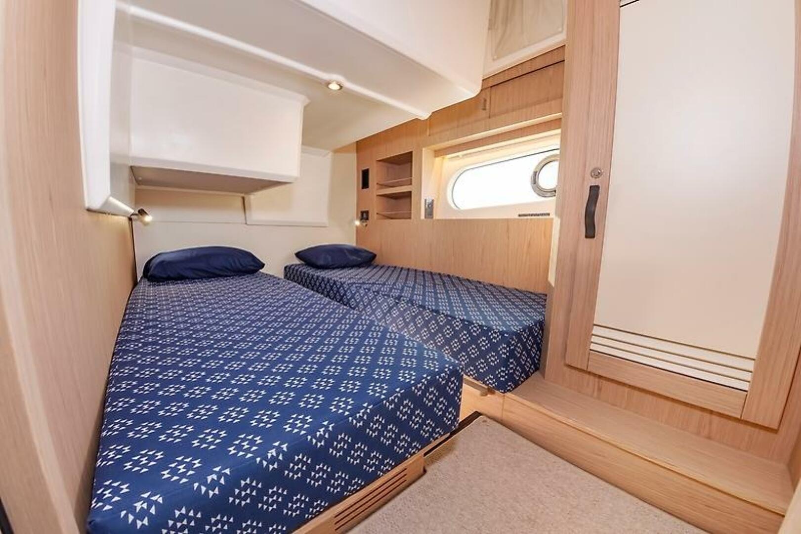 2022 Beneteau Swift Trawler - Image 41