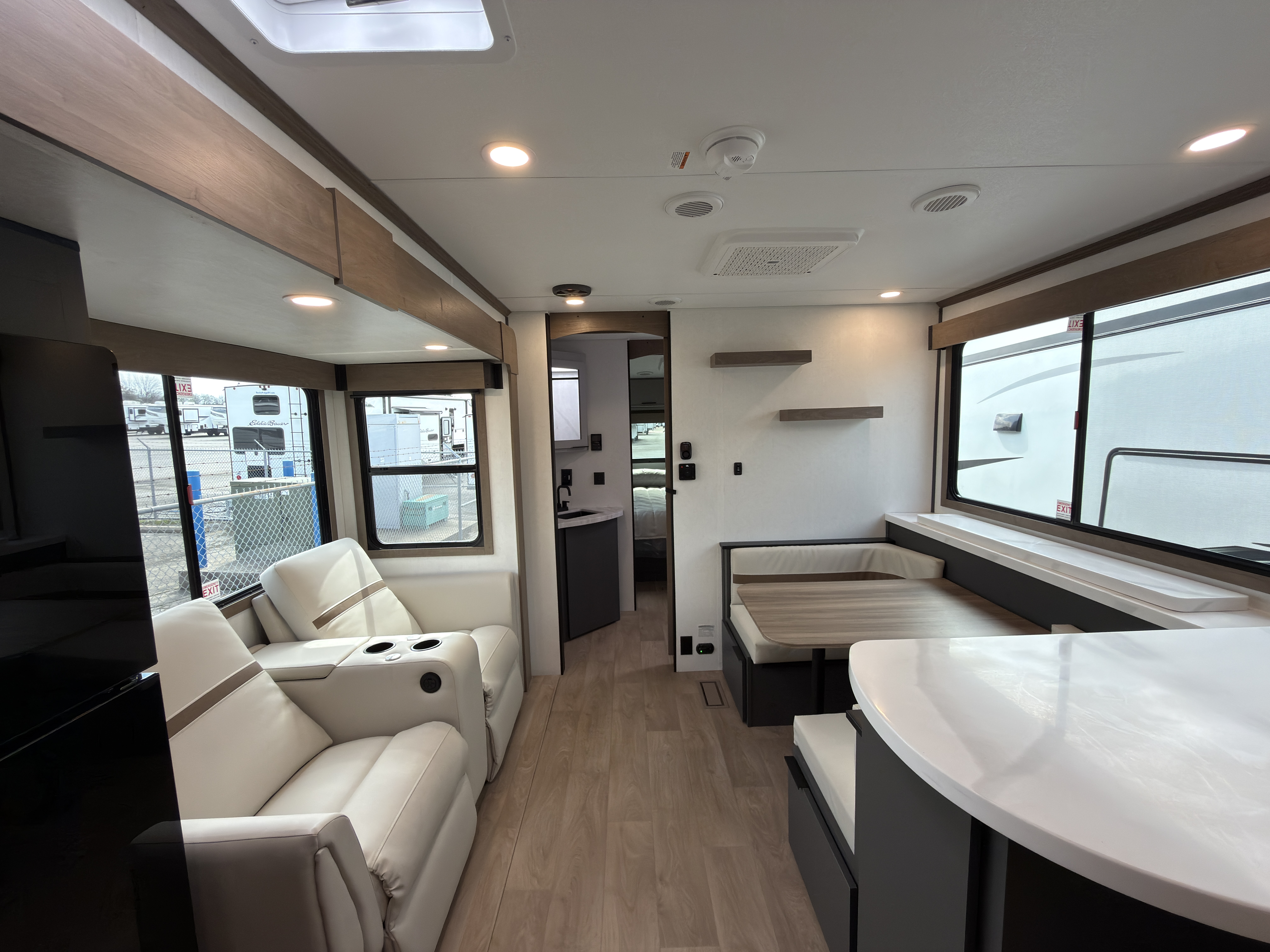 2026 KZ RV Domani 241ML - Image 8