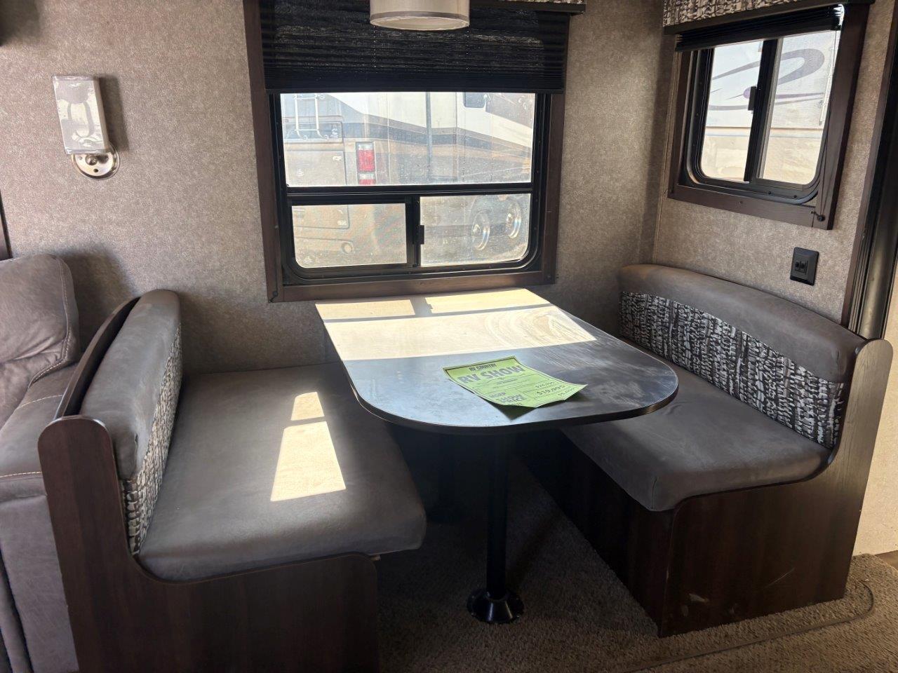 2019 Jayco Jay Flight SLX 8 285RLSW - Image 5