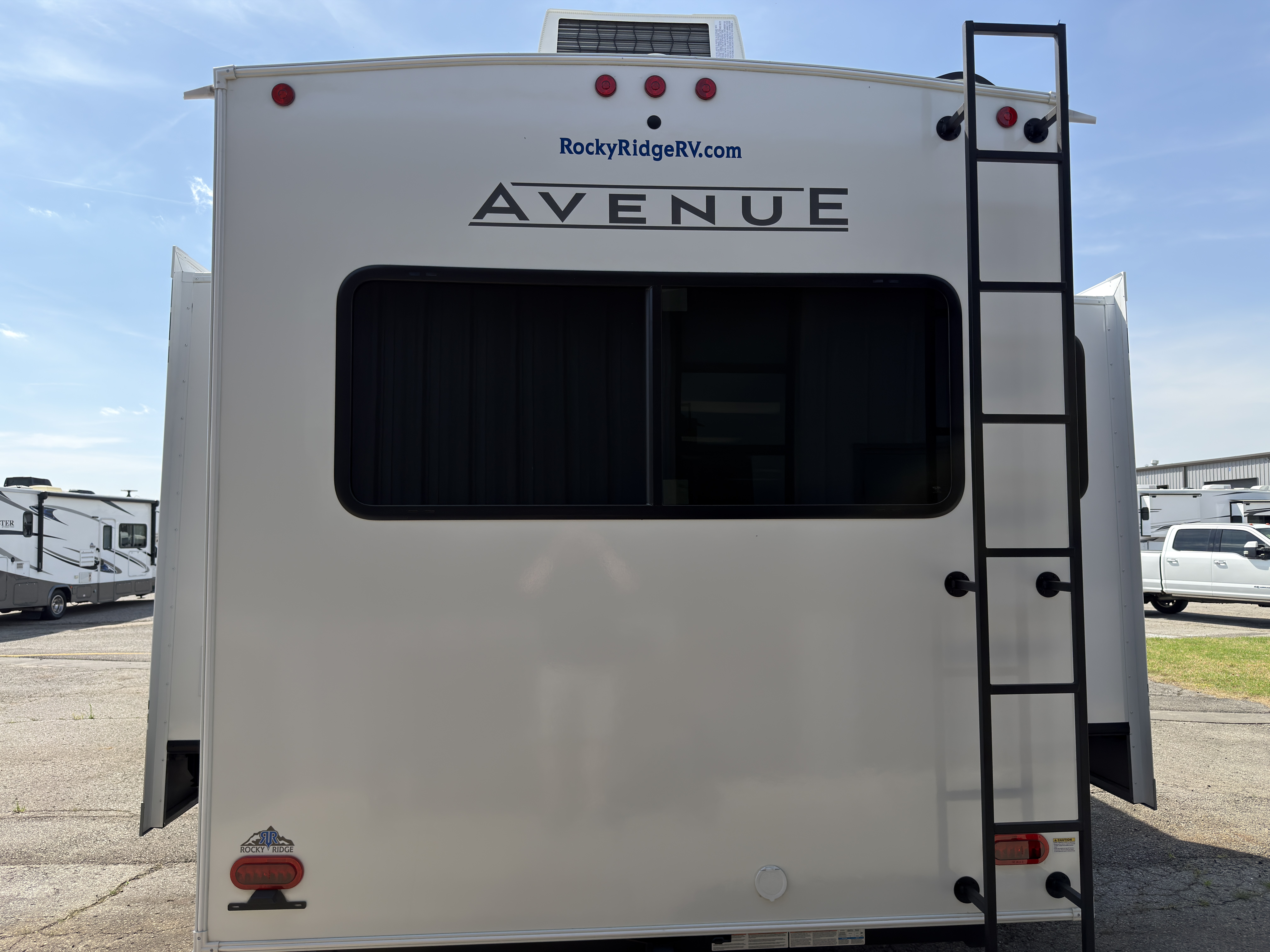 2026 Alliance RV Avenue 25RL - Image 6