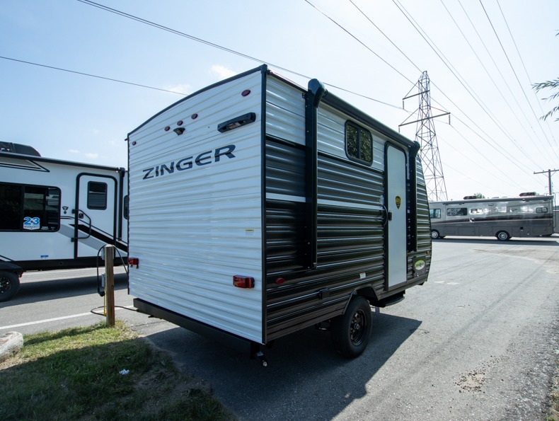 2026 CrossRoads Zinger Lite Mini 12BH - Image 2