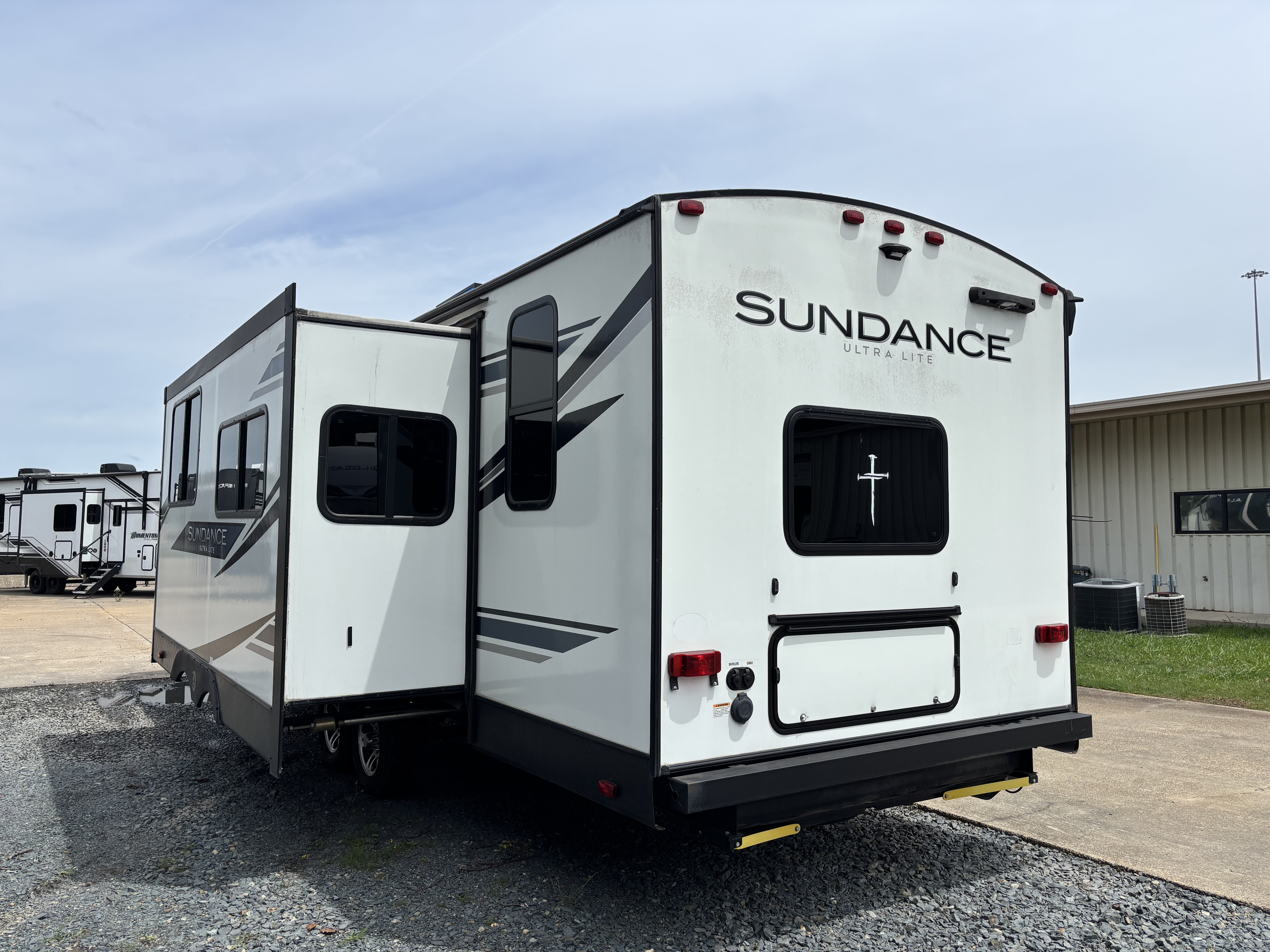 2022 Heartland Sundance Ultra-Lite SDTT 301 BH - Image 6
