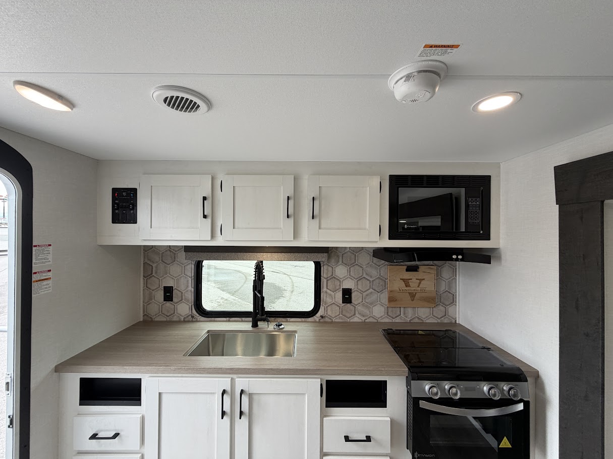 2026 VENTURE RV SIENNA 231VRK - Image 12
