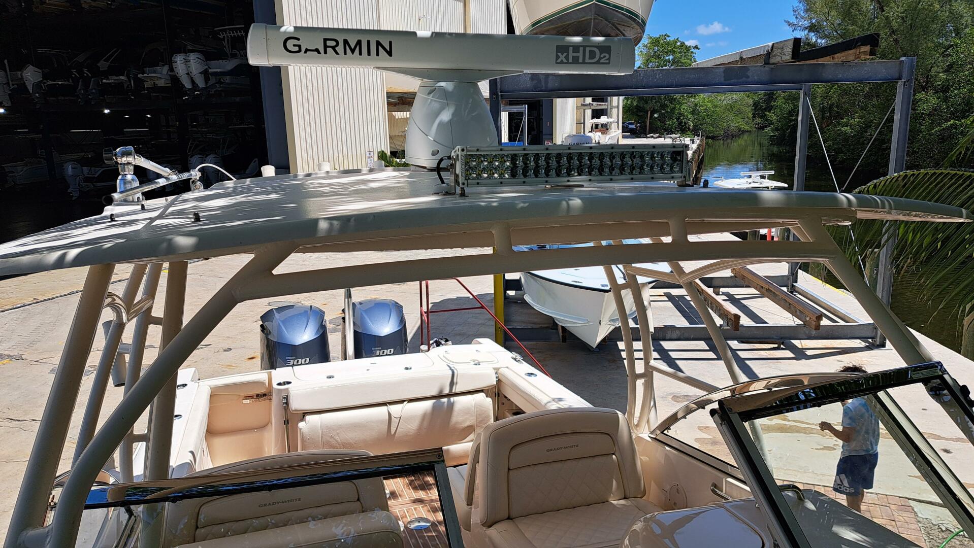 2018 Grady-White Freedom 285 - Image 40