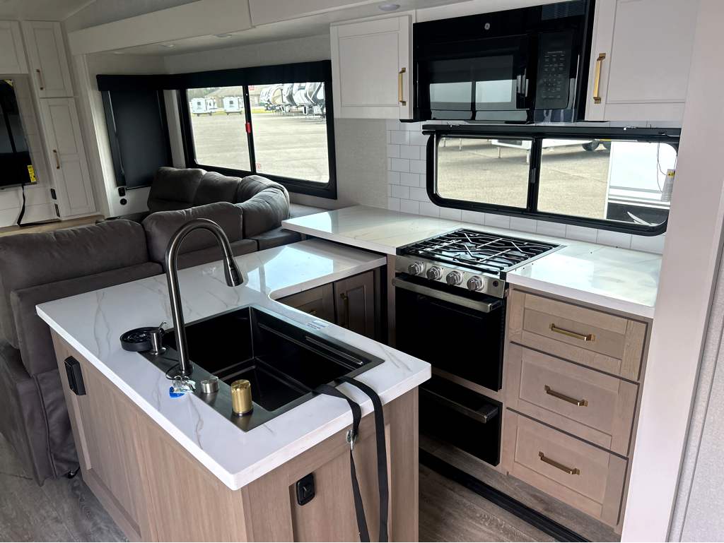 2026 JAYCO EAGLE 335LSTS - Image 19