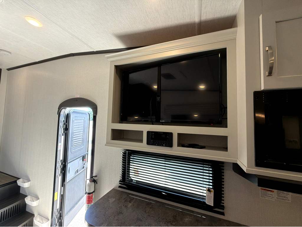 2025 Keystone COUGAR 2700BH - Image 23