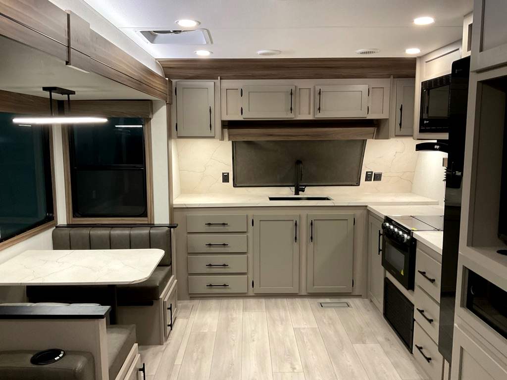 2027 KZ CONNECT C282FKK - Image 6