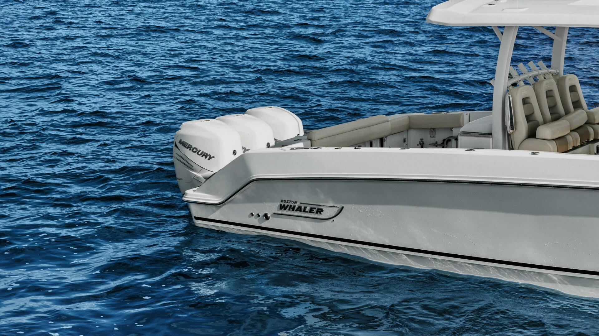 2019 Boston Whaler 380 Outrage - Image 41