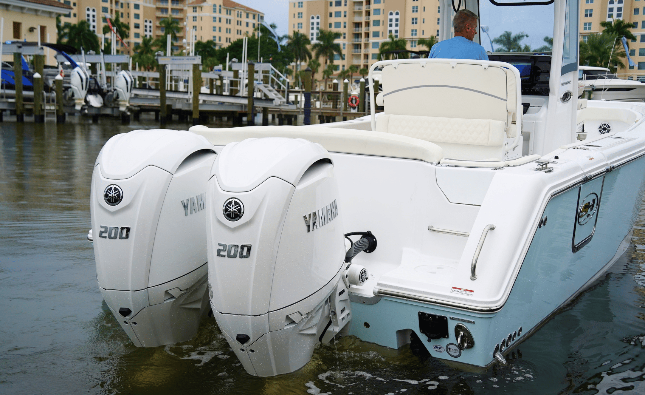 2027 SEA HUNT ULTRA 265SL - Image 13