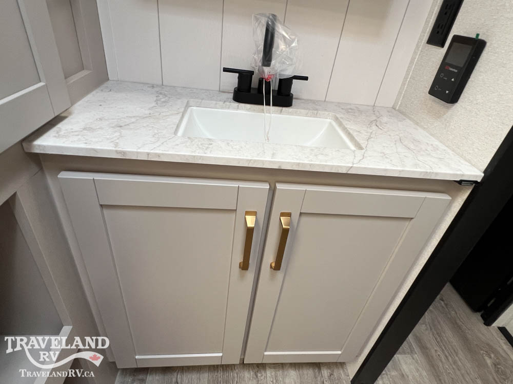 2027 HEARTLAND SUNDANCE XLT 24ML - Image 29