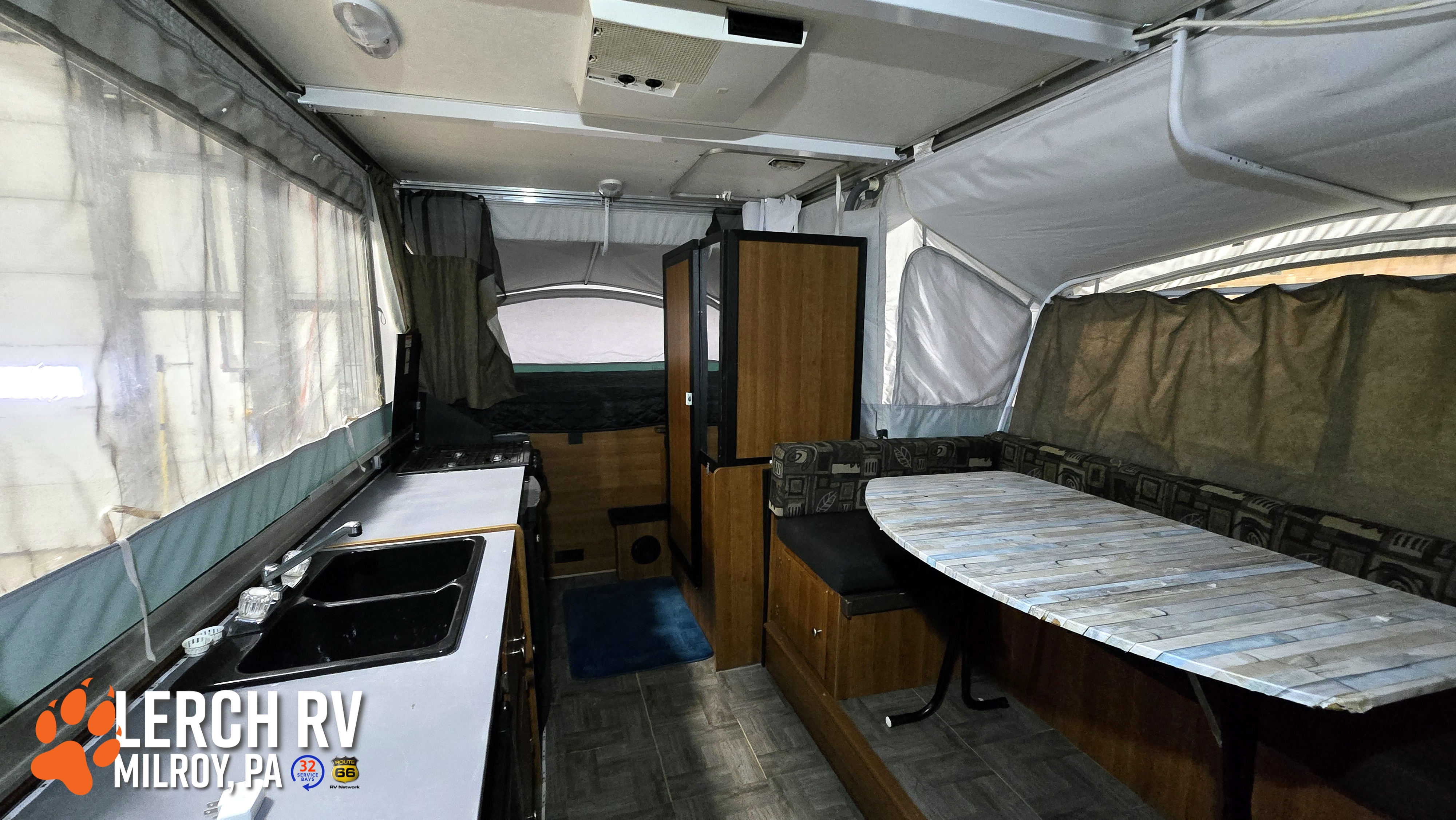 2011 Coleman Highlander Avalon - Image 23