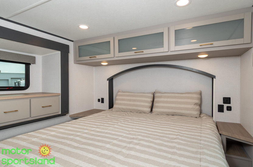 2027 Forest River Stealth 3300 - Image 29