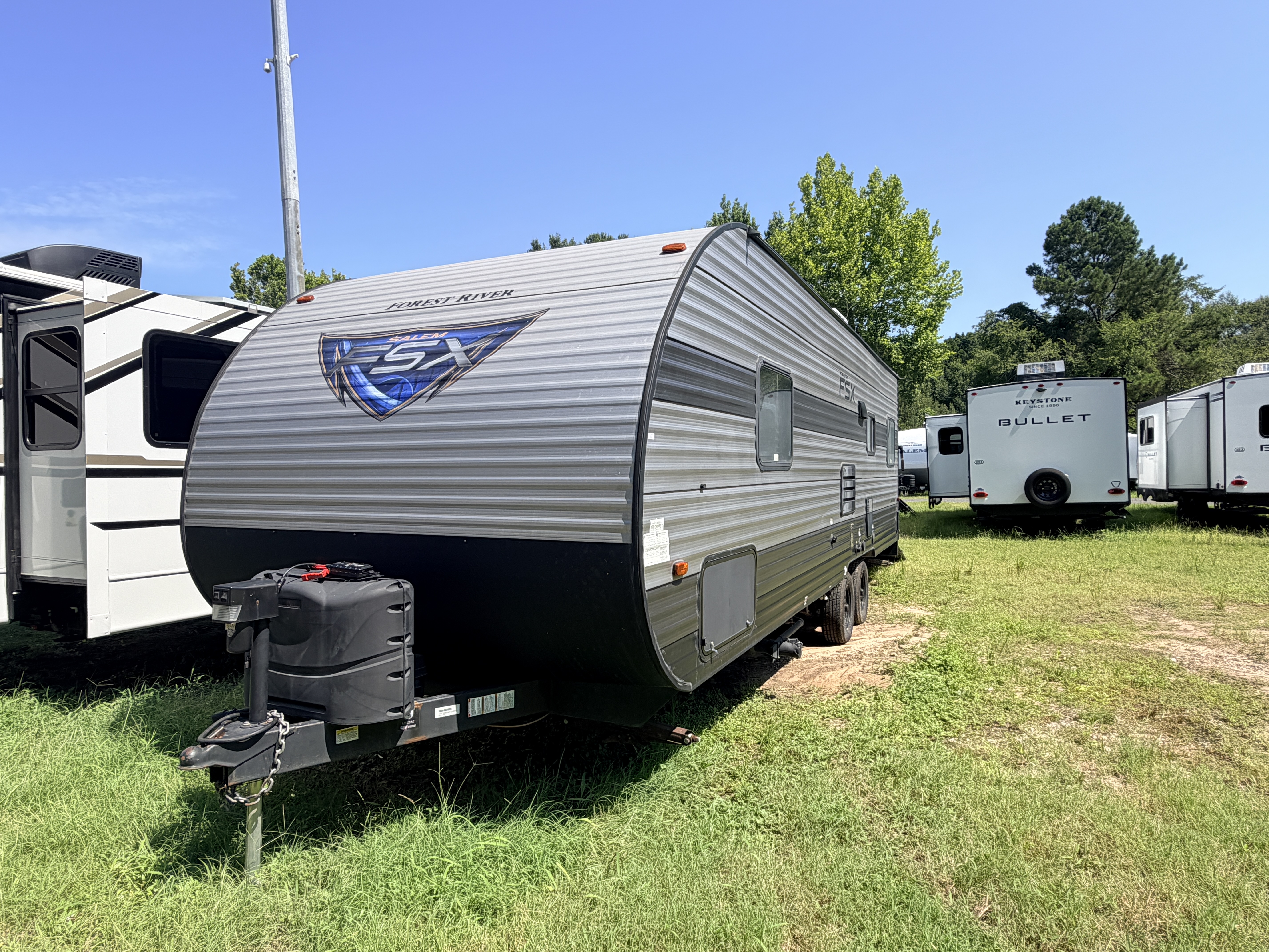 2019 Forest River Salem FSX 260RT - Image 3