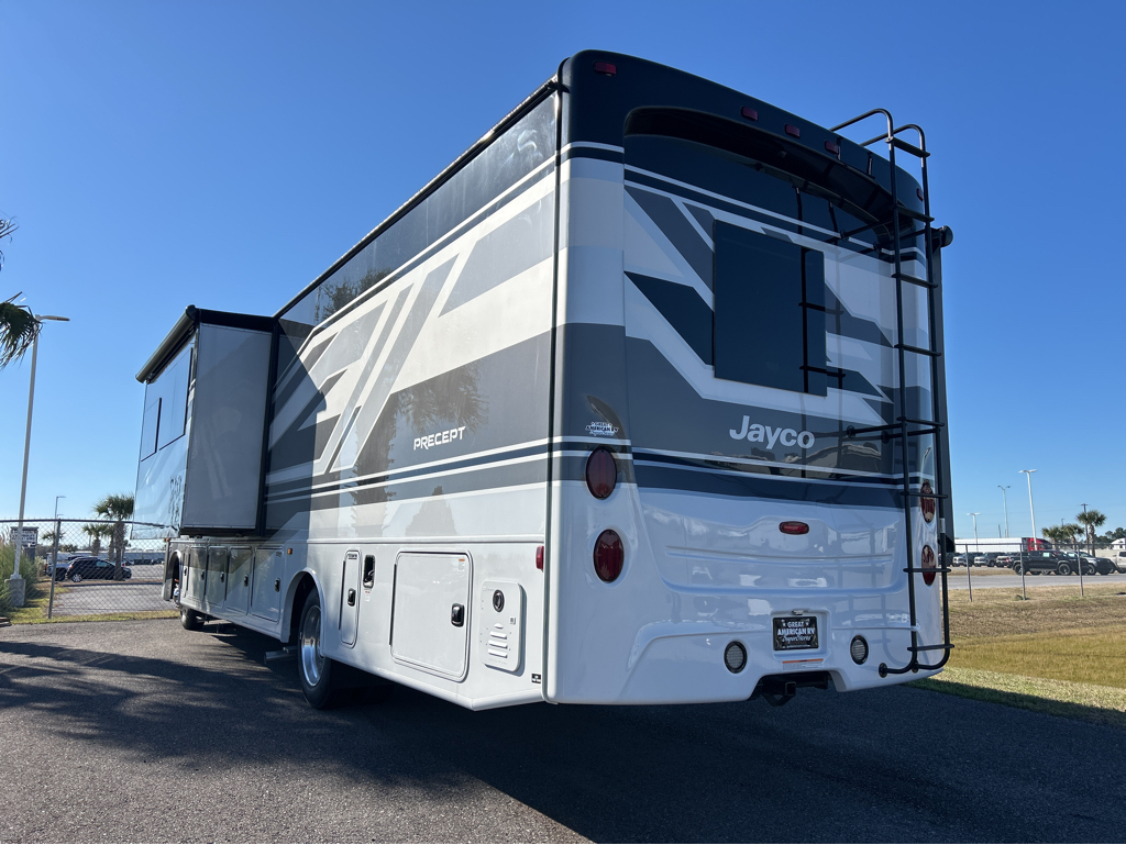 2026 JAYCO PRECEPT 34G - Image 3