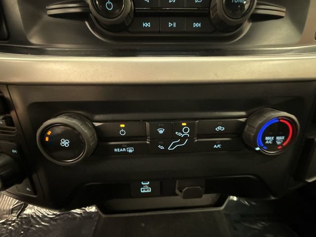 2023 Ford F-150 Crew Cab XLT 4WD - Image 31