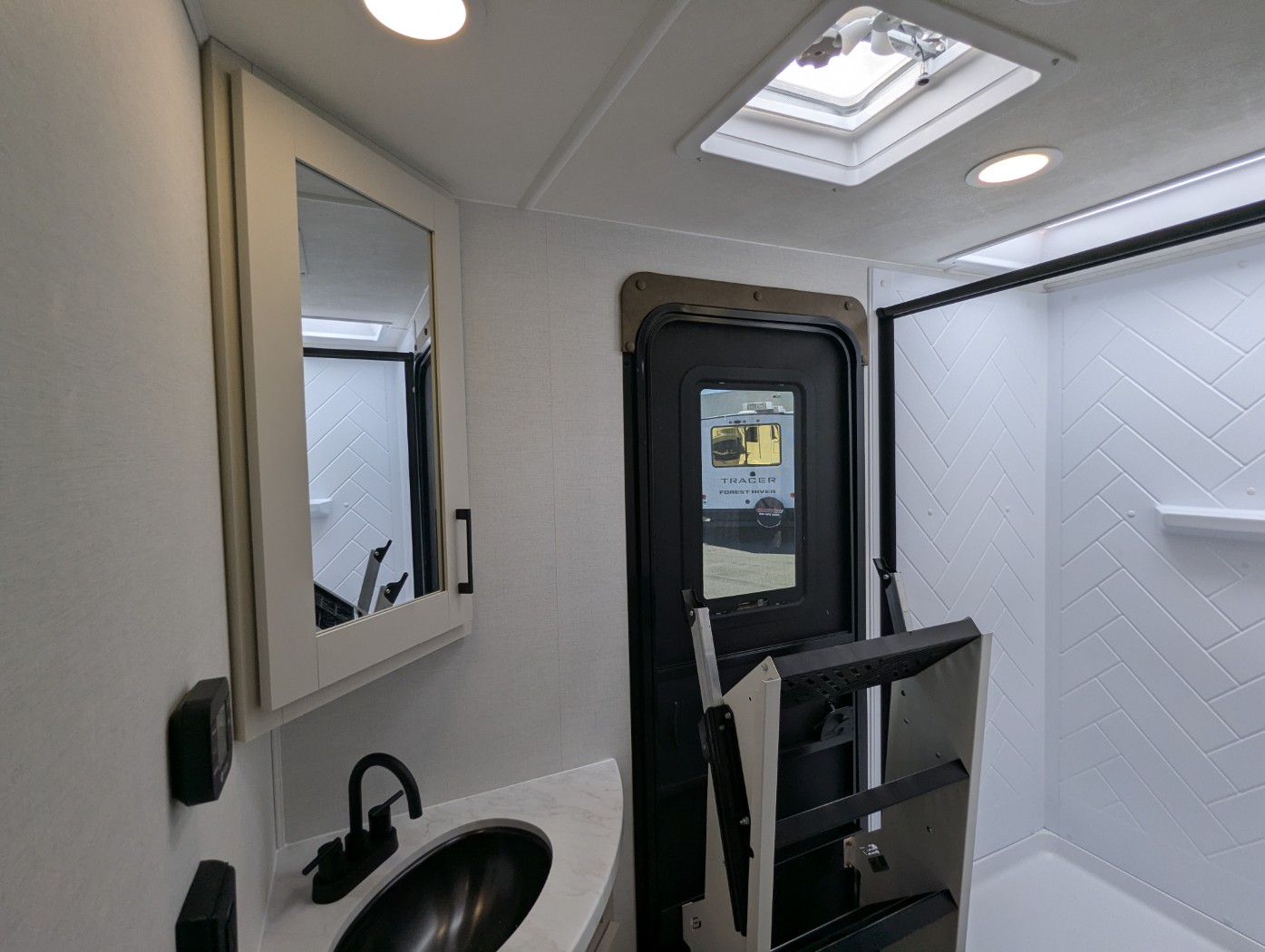 2027 Alliance RV Delta Ultra Lite BH255 - Image 26