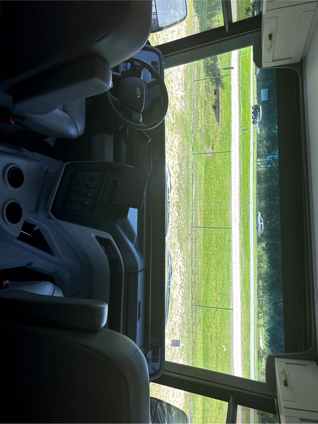 2027 ENTEGRA COACH VISION XL 31UL - Image 7