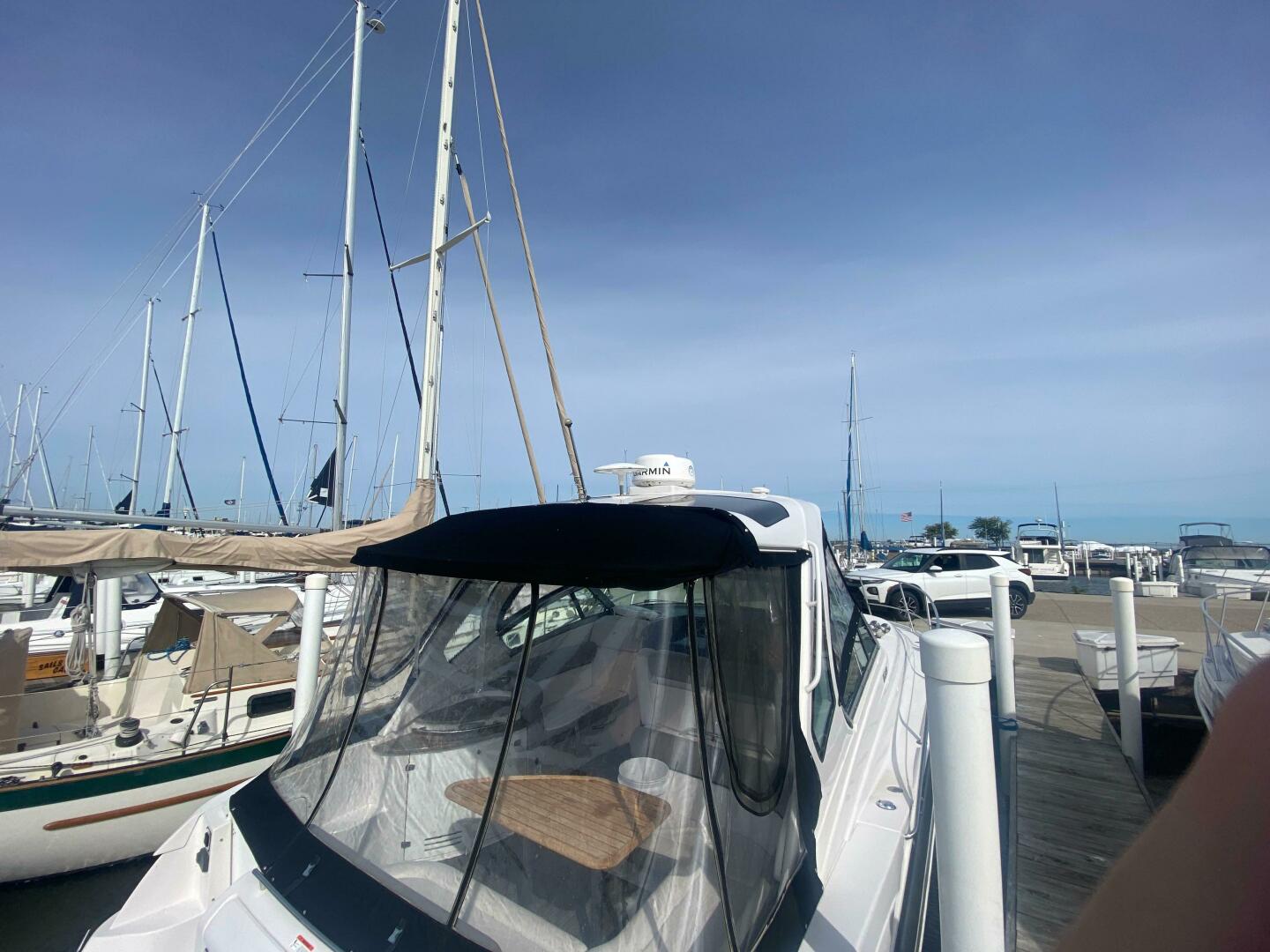 2018 Four Winns 355 Vista - Image 7